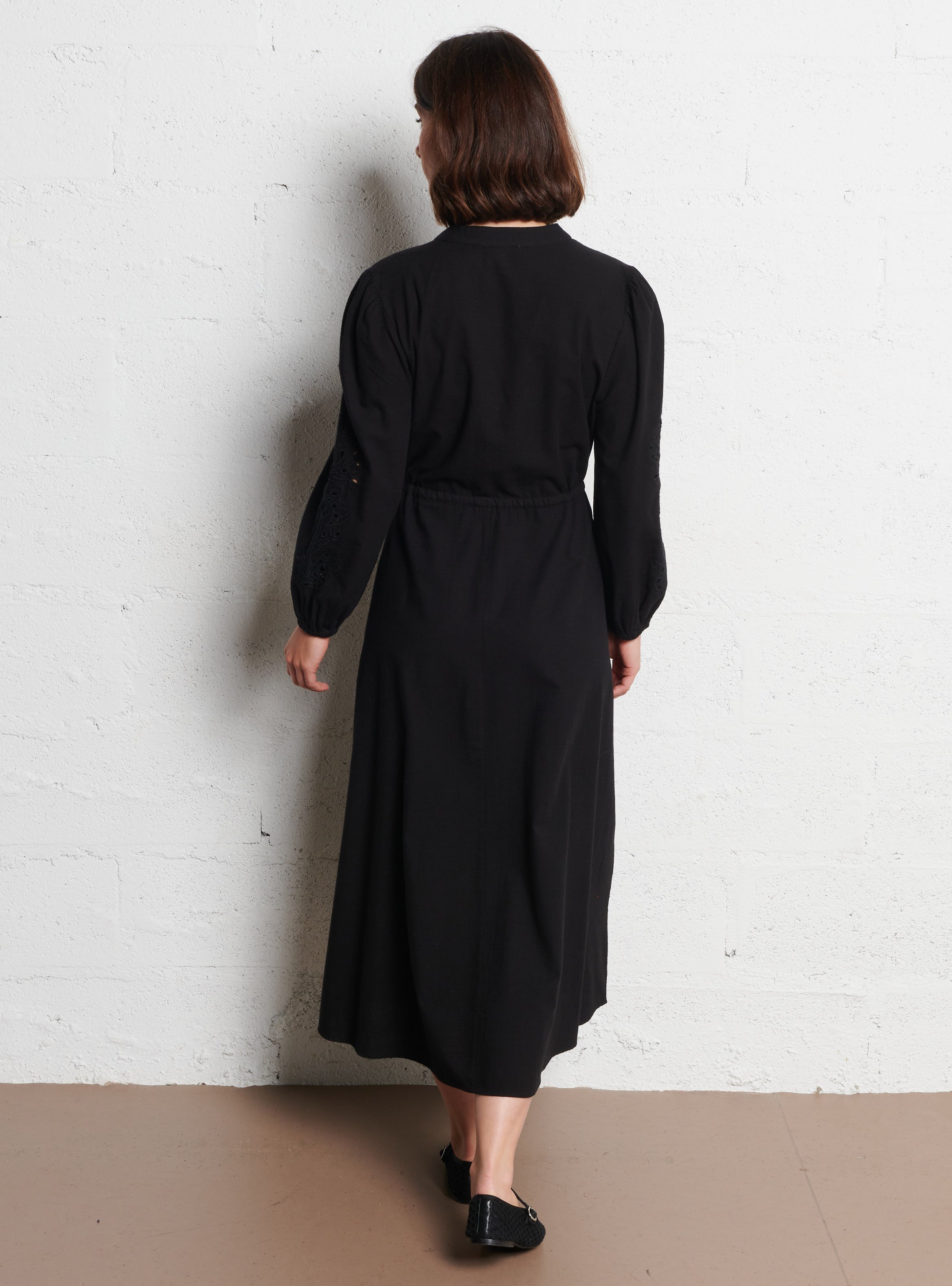 Robe longue oversize en coton brodé live MAISON 123 Noir