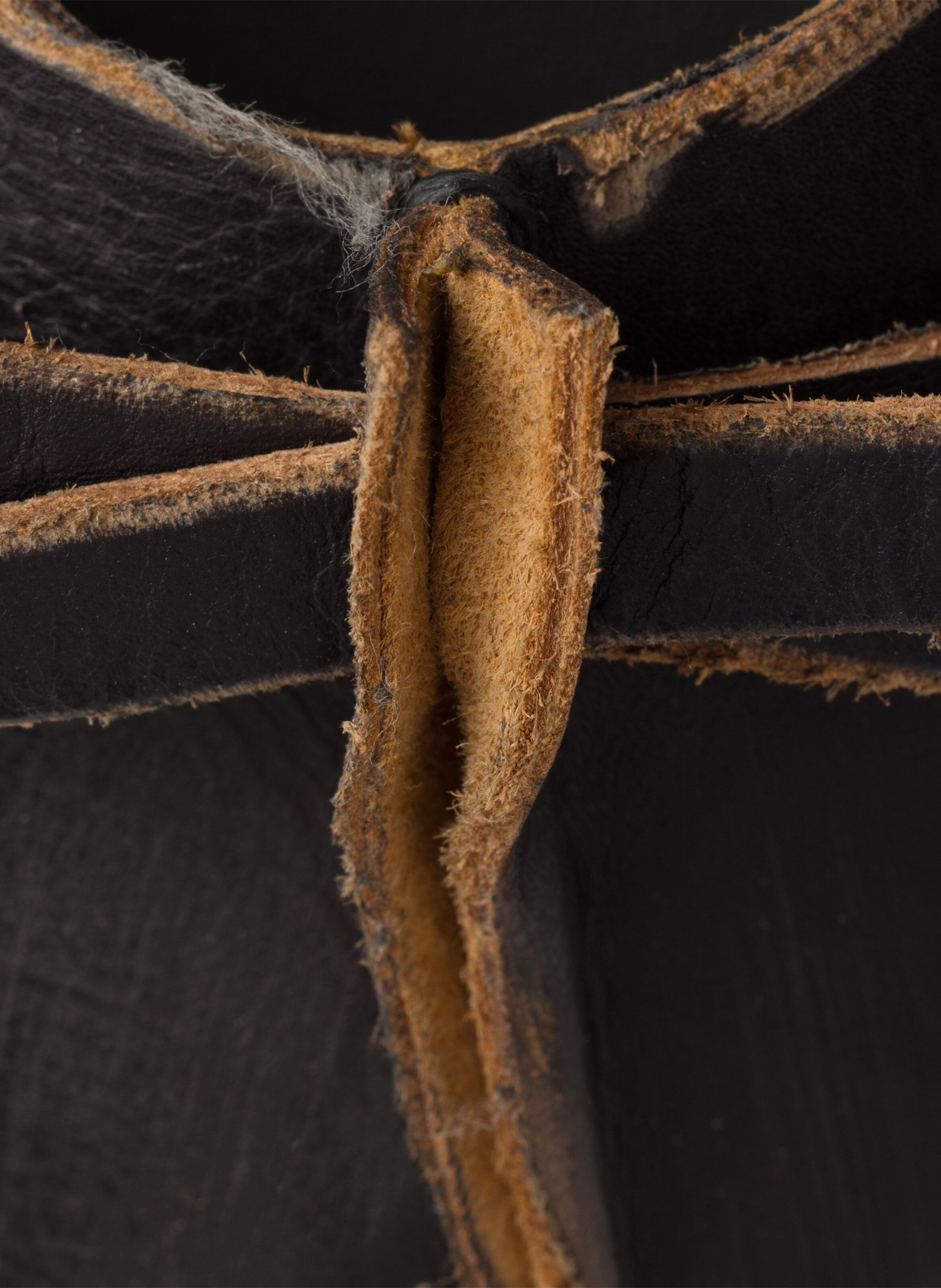 Ballerines en cuir vieilli PRADA Noir