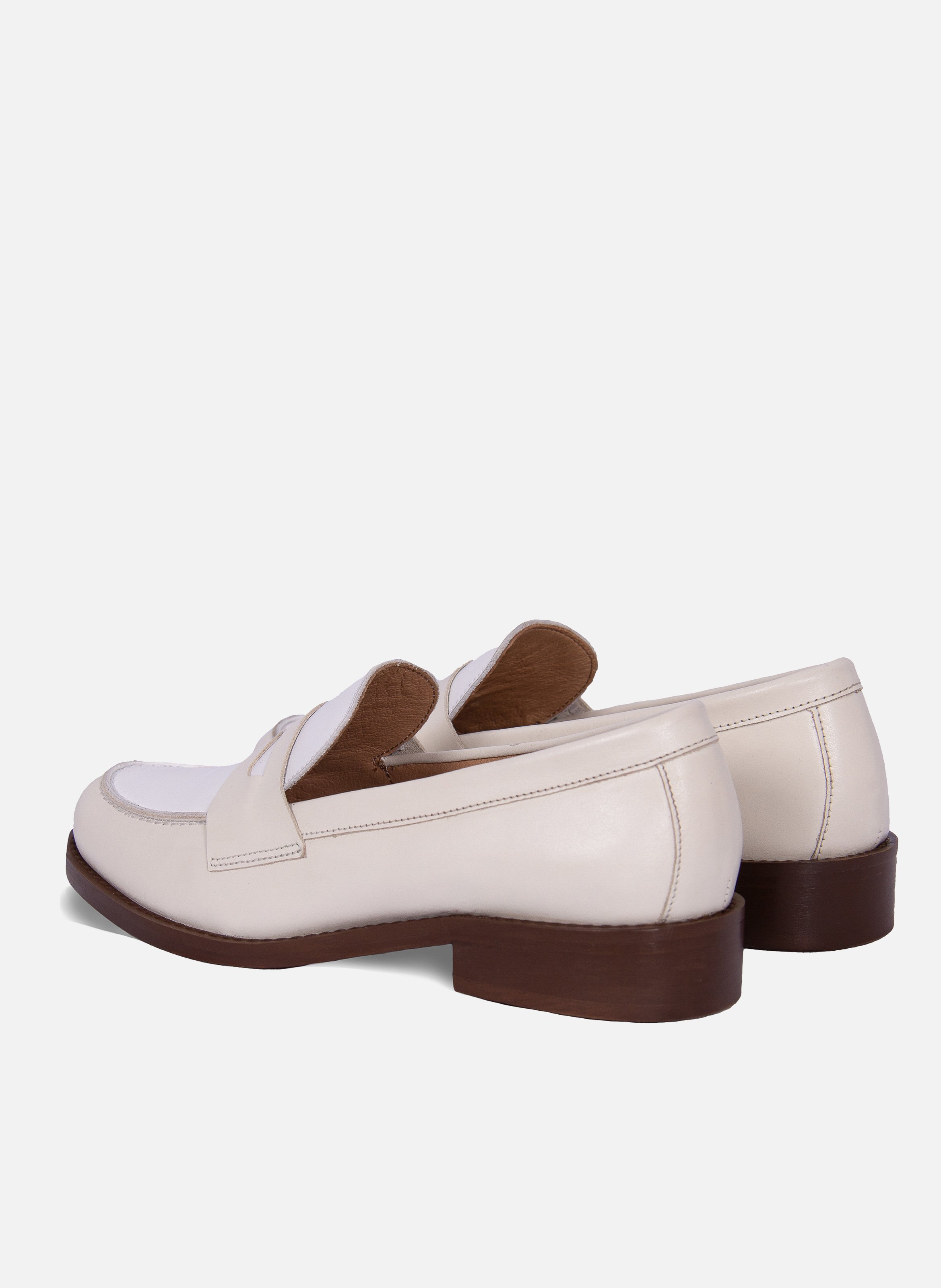 Mocassins cuir lisse JULES & JENN Beige