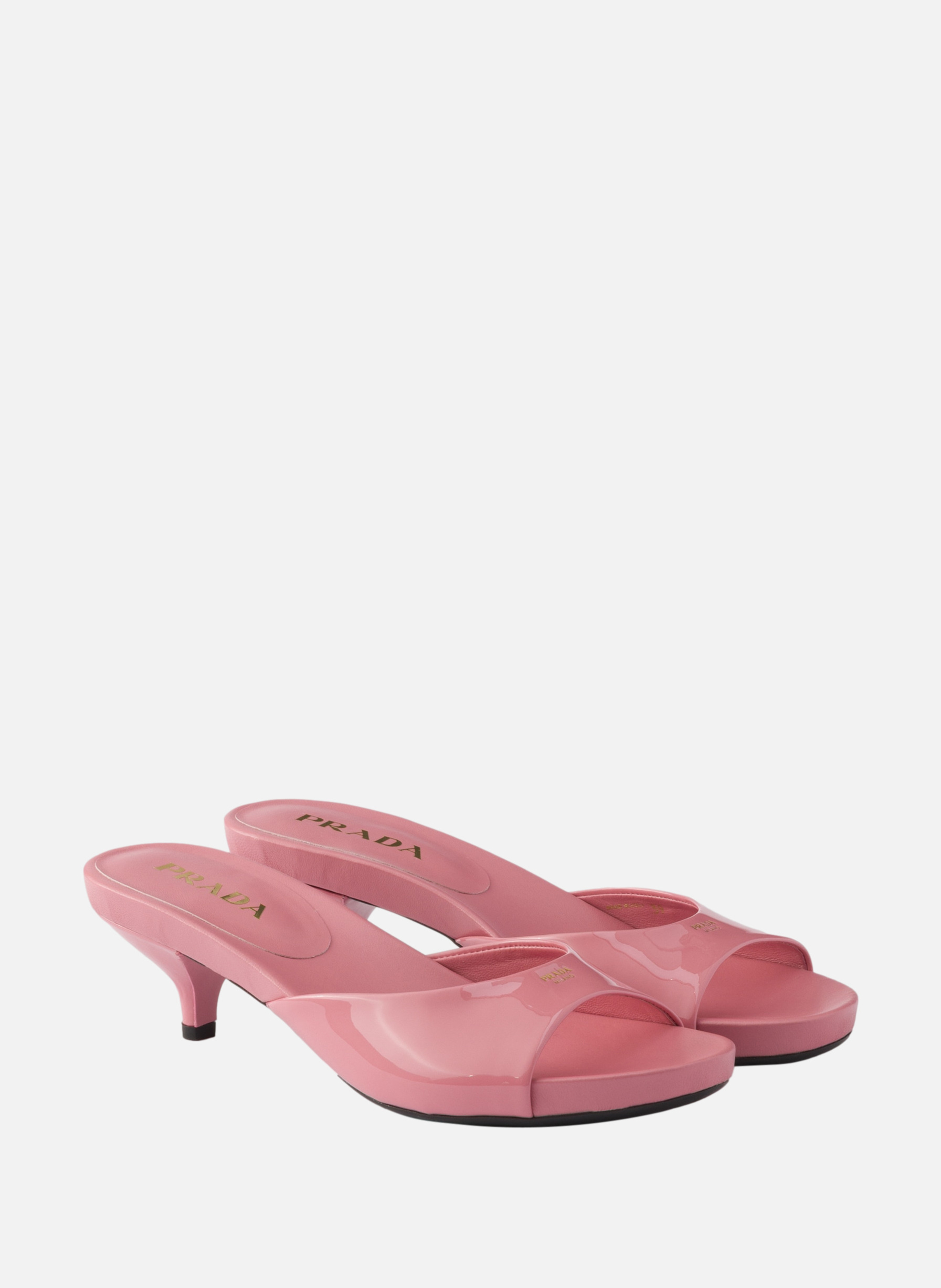 Sandales à talon bas en cuir verni PRADA Rose