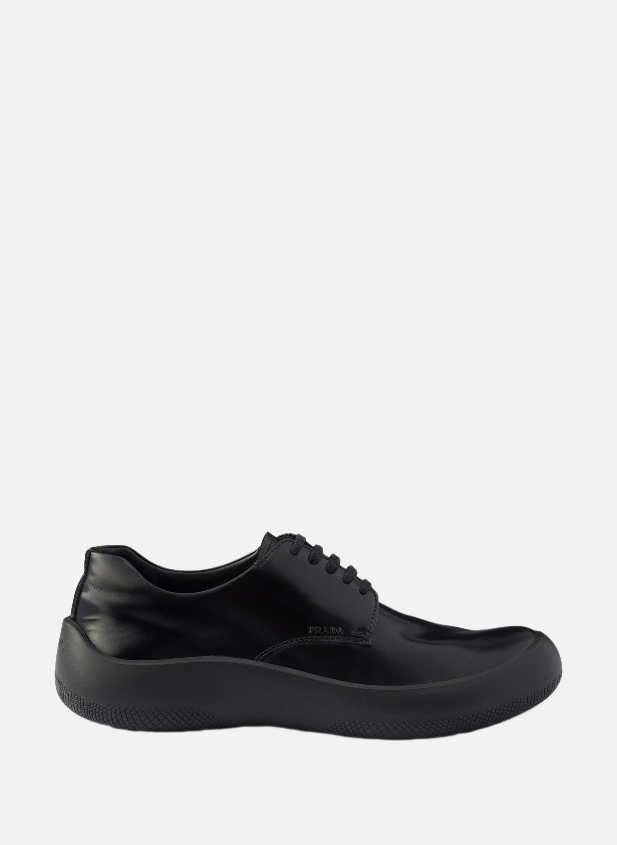 Chaussures à lacets en cuir brossé PRADA Noir