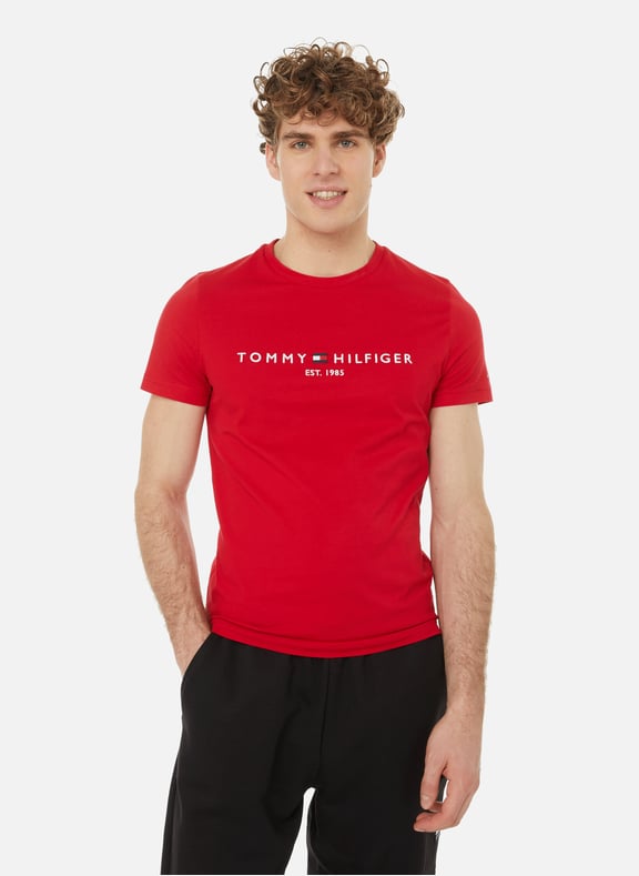 T-shirt à logo Rouge by TOMMY HILFIGER TOMMY HILFIGER T-shirt à logo Rouge