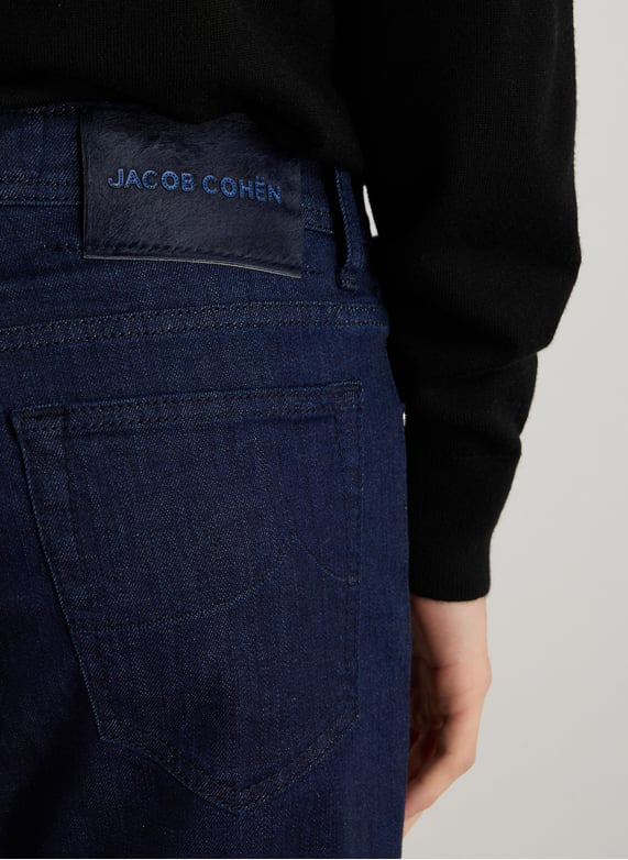 Jean coupe slim en coton mélangé | Bleu by JACOB COHEN Jean coupe slim en coton mélangé Bleu