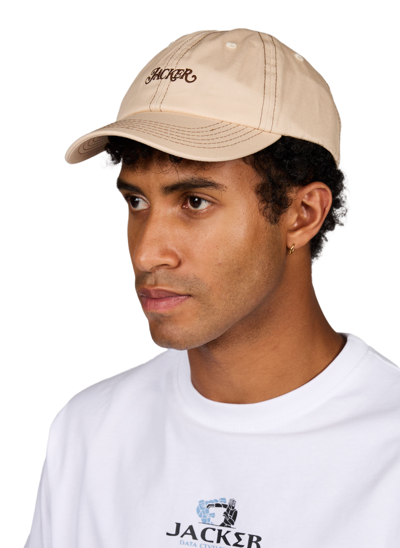 Pet in katoen met geborduurd logo. JACKER. Beige
