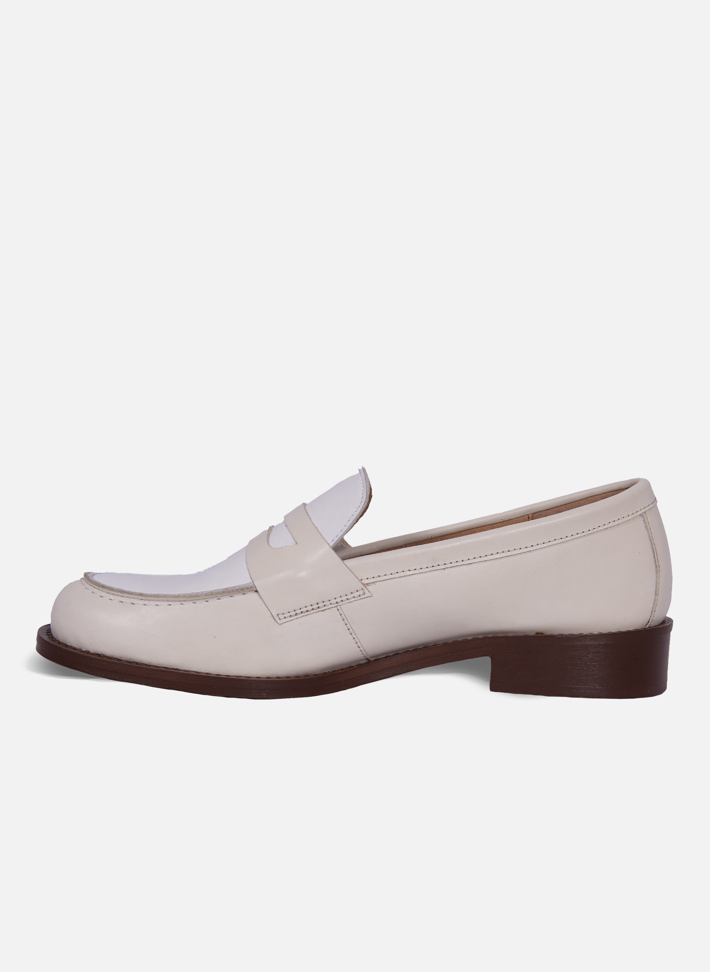 Mocassins cuir lisse JULES & JENN Beige