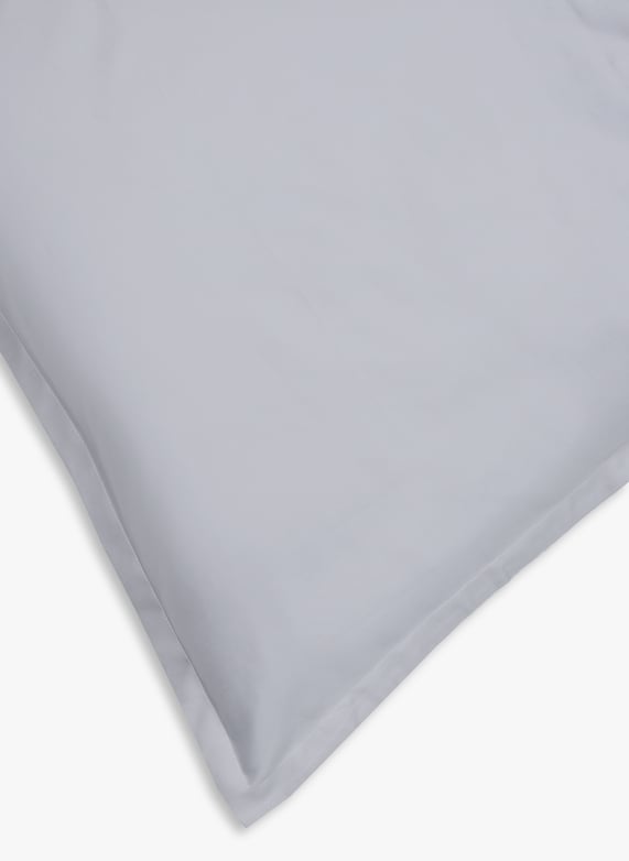 Taie d'oreiller en satin de coton | Argent by AU PRINTEMPS PARIS Taie d'oreiller en satin de coton Argent