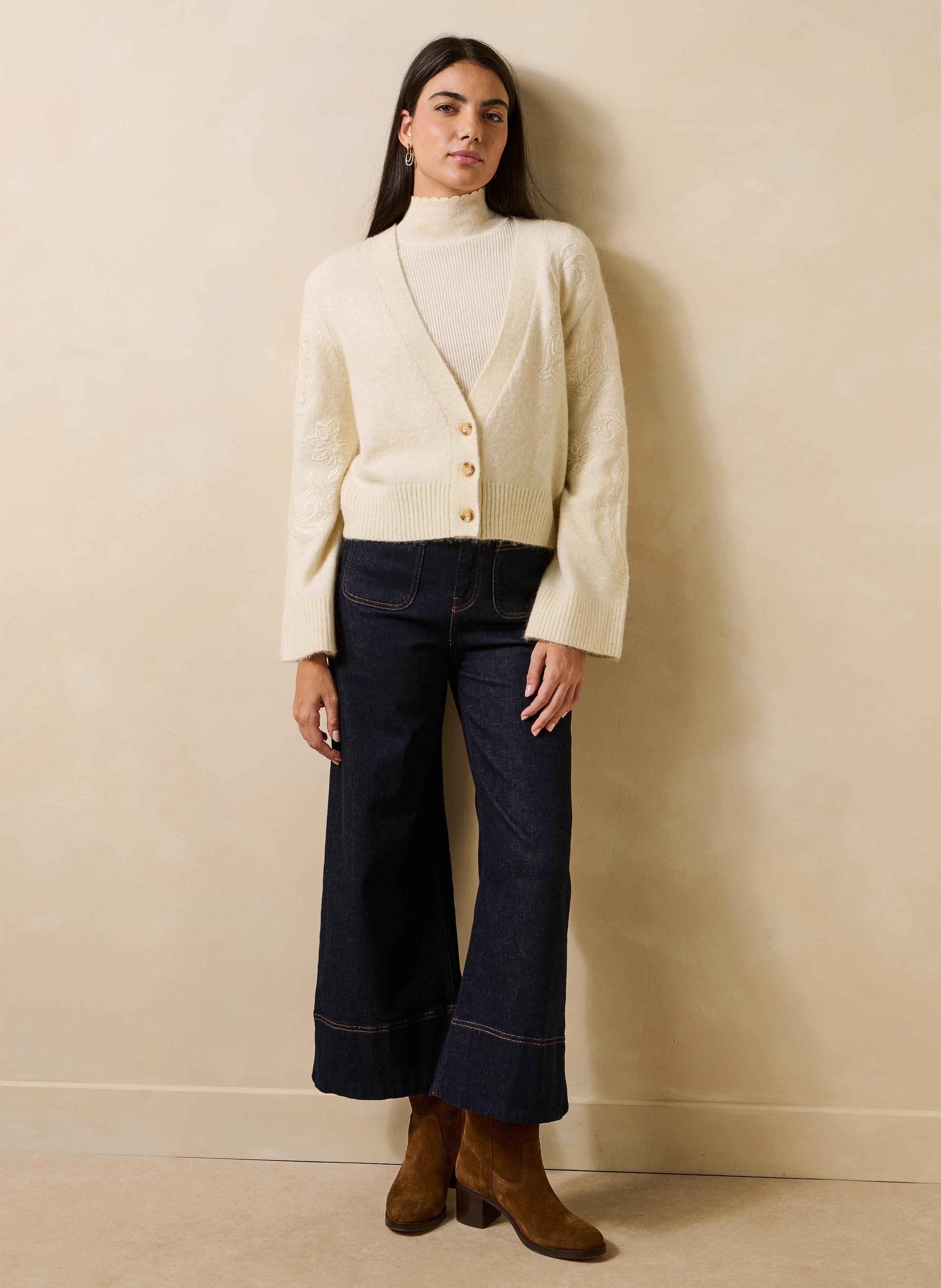 Kort recht vest met V-hals LA FEE MARABOUTEE Wit