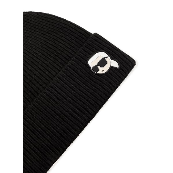 Bonnet en maille côtelée