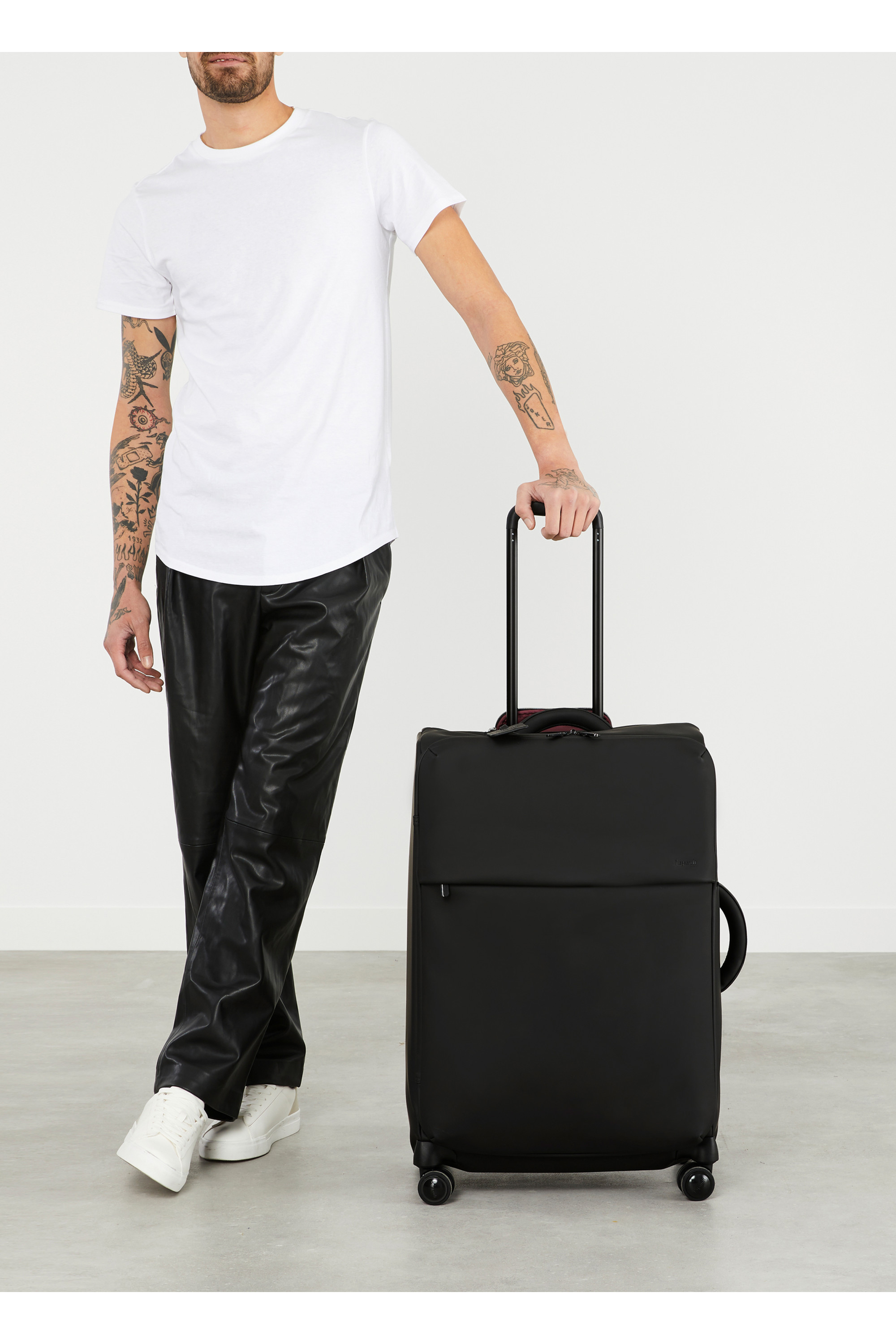 Lost in berlin valise 4 roues taille l LIPAULT PARIS Noir