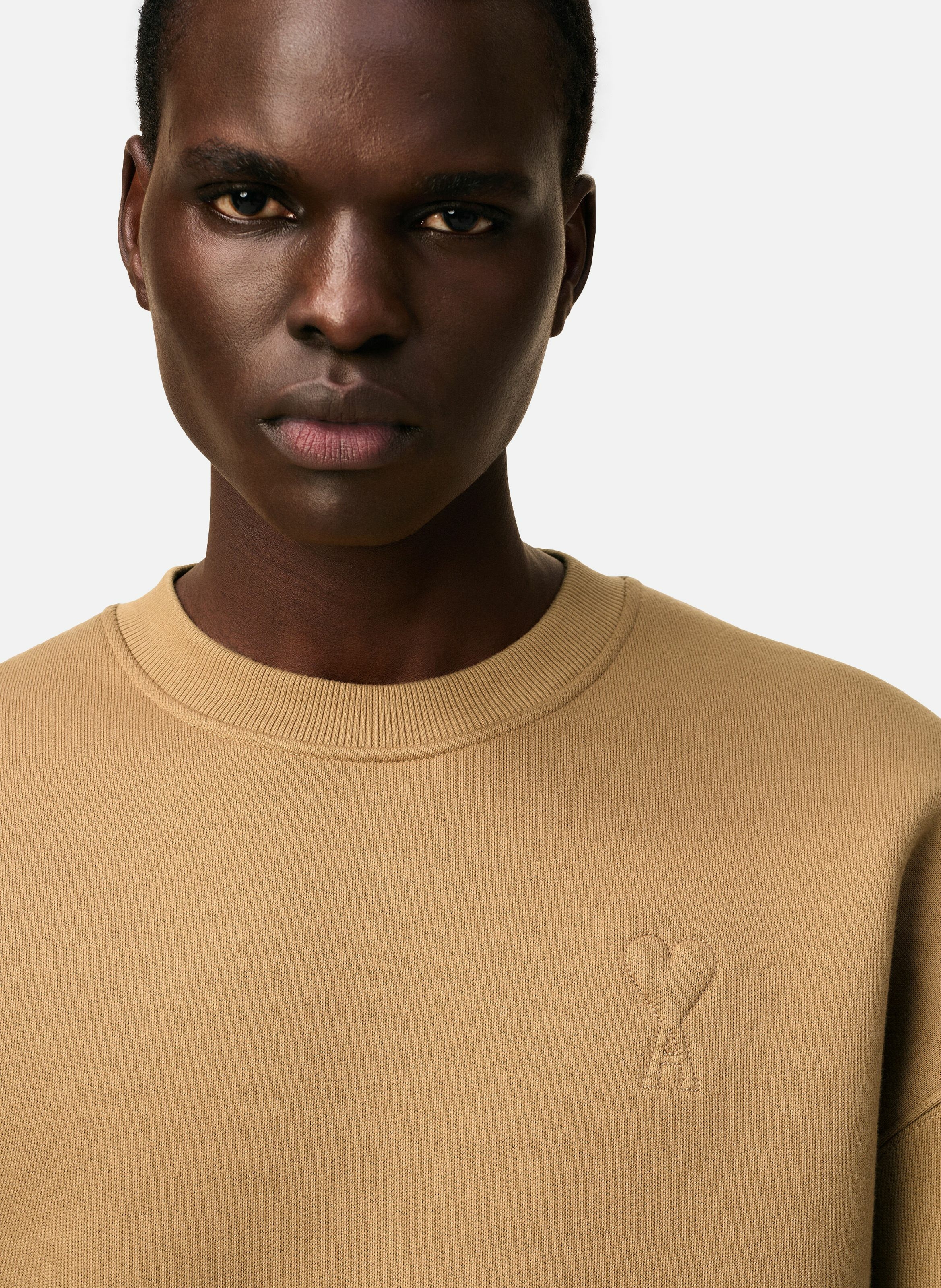 Sweatshirt ami de coeur en coton unisexe AMI PARIS Marron