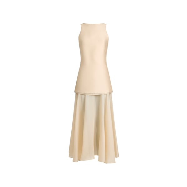 Robe fluide sans manches à double épaisseur Robe fluide sans manches à double épaisseur