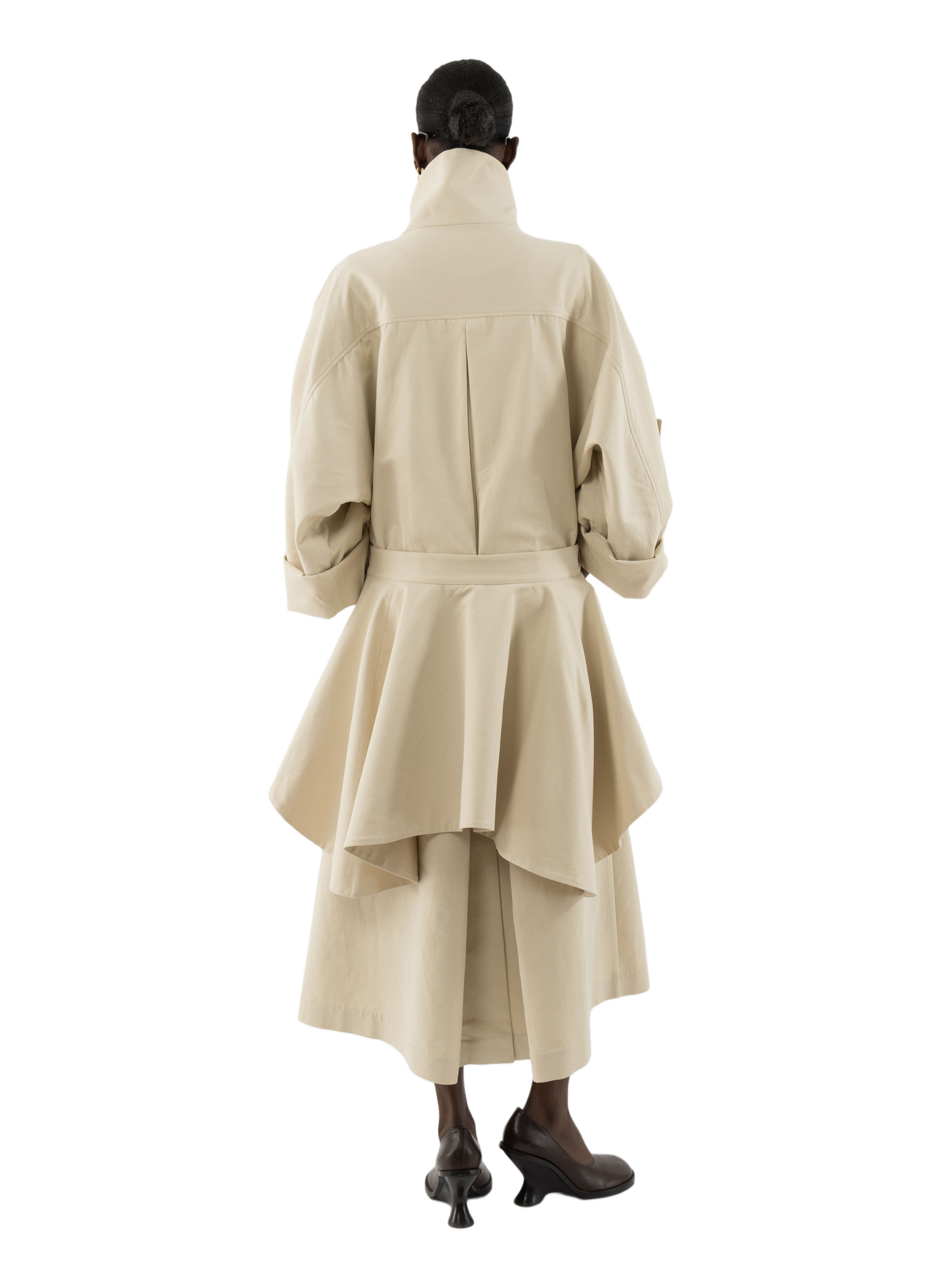 Langer weiträumiger Trenchcoat ARAKII Beige