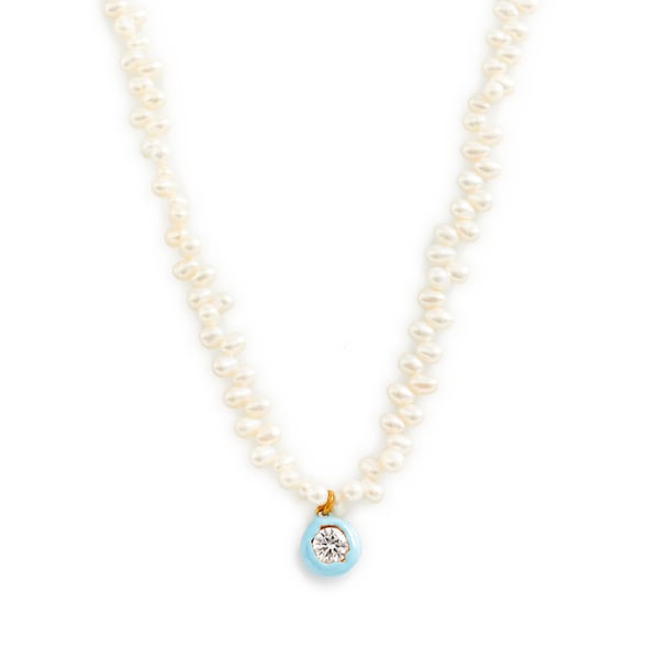 Collier en perles avec pendant