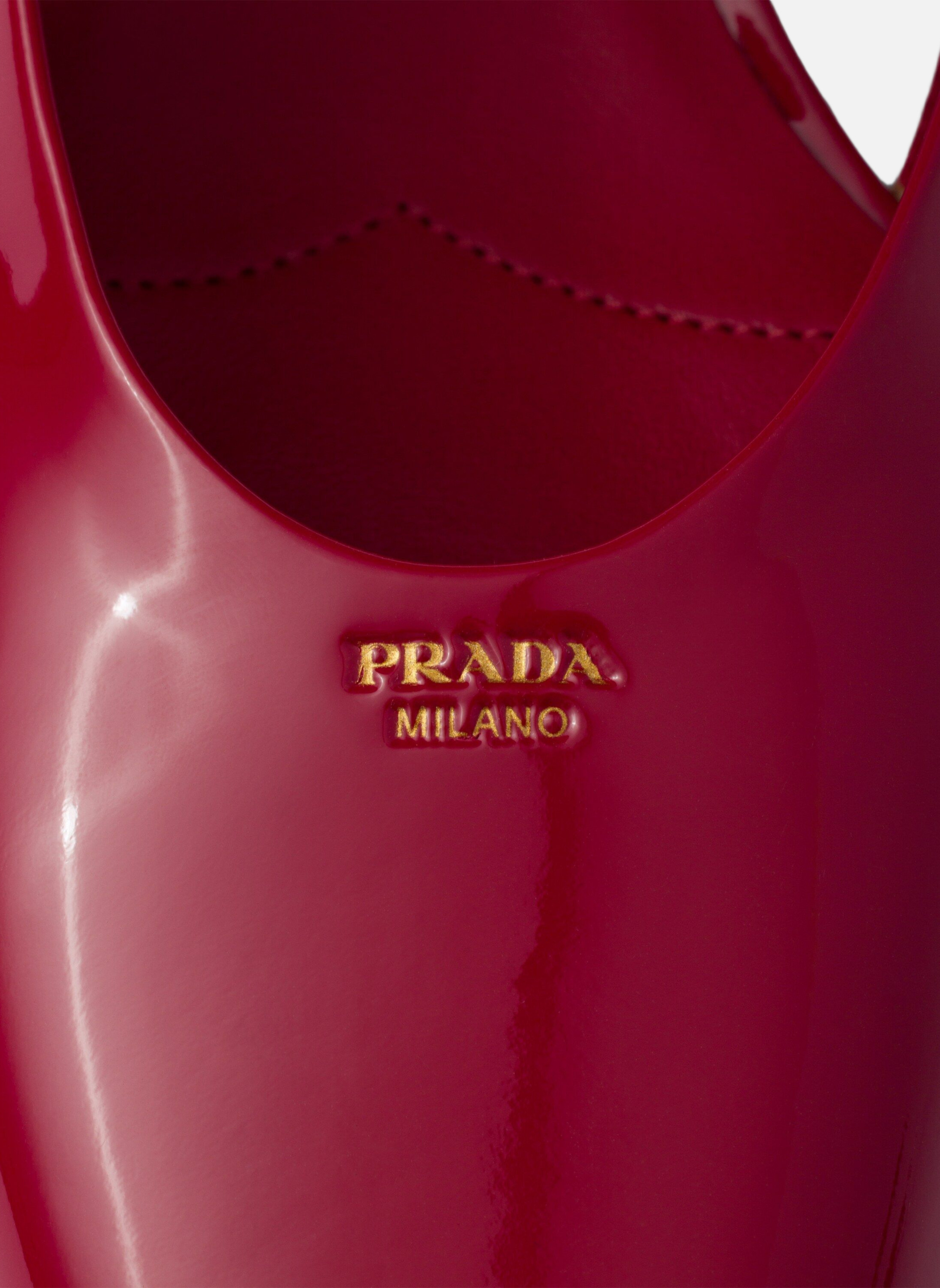 Ballerines à bride arrière en cuir verni PRADA Rouge