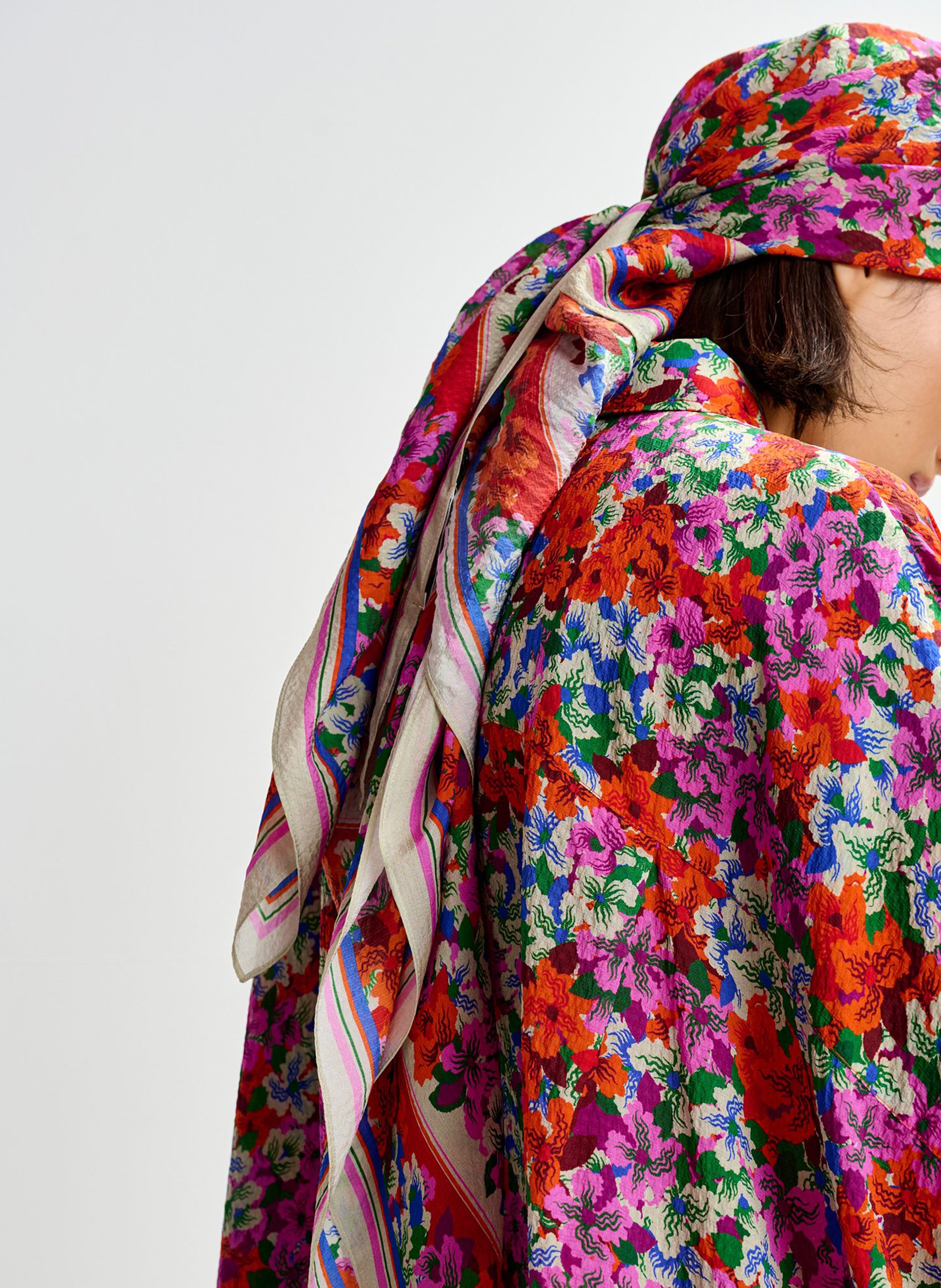 Foulard carré imprimé jaber ESSENTIEL ANTWERP Multicolore