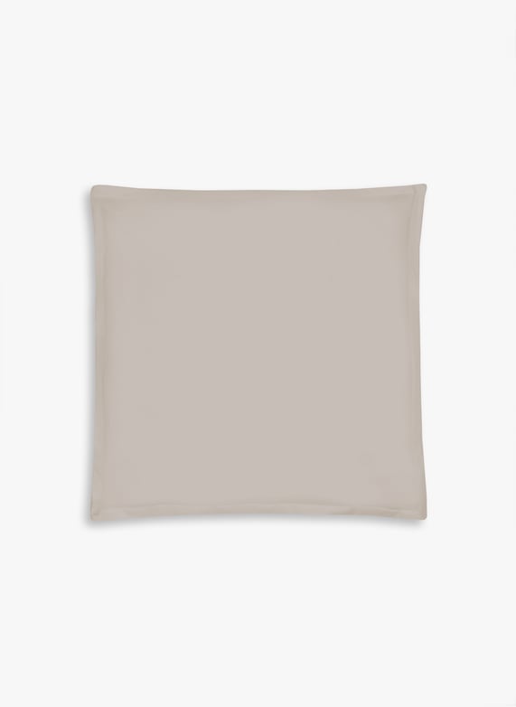 Taie d'oreiller en satin de coton | Beige by AU PRINTEMPS PARIS Taie d'oreiller en satin de coton Beige