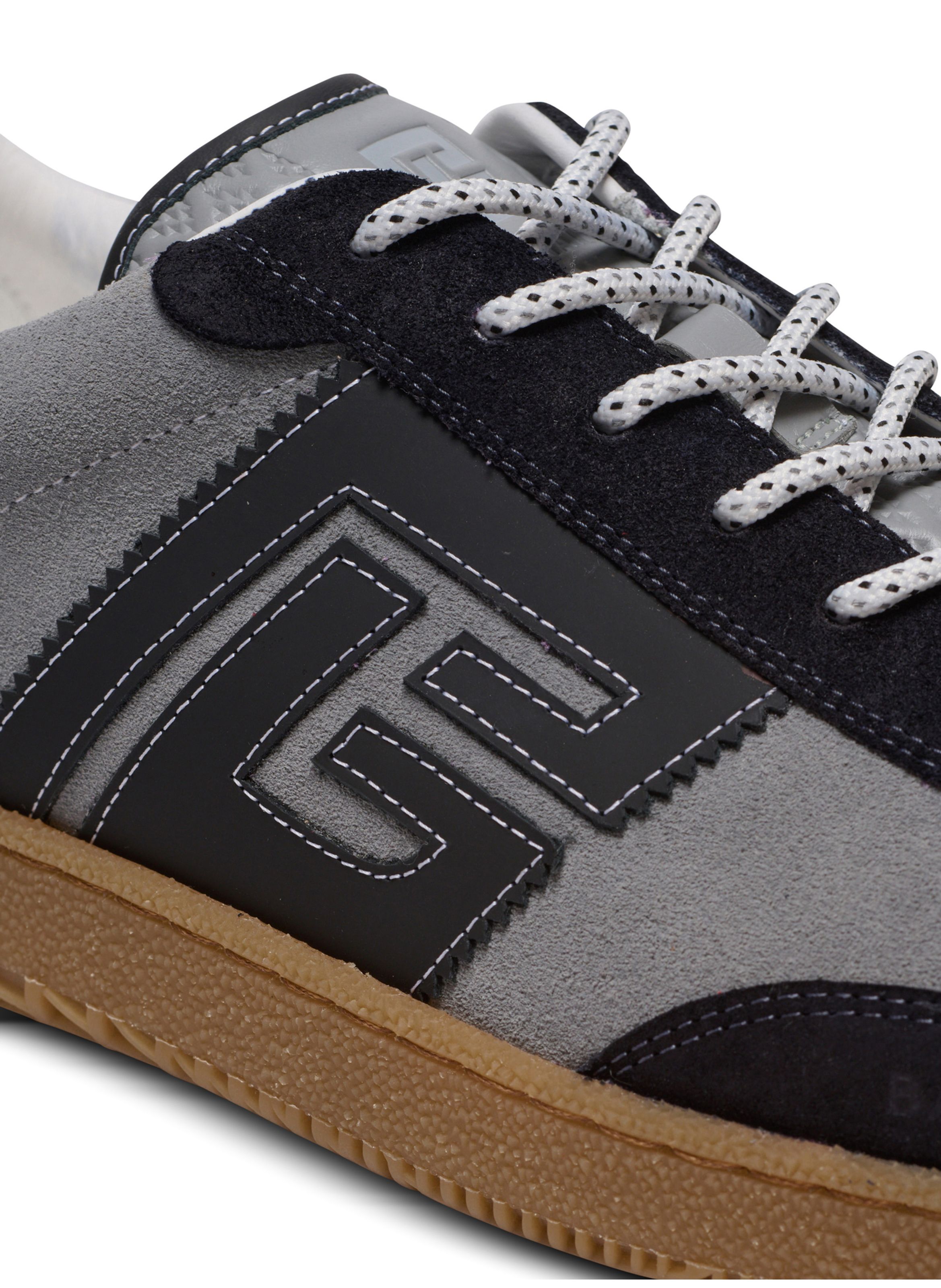 Baskets balmain swan en daim BALMAIN Gris