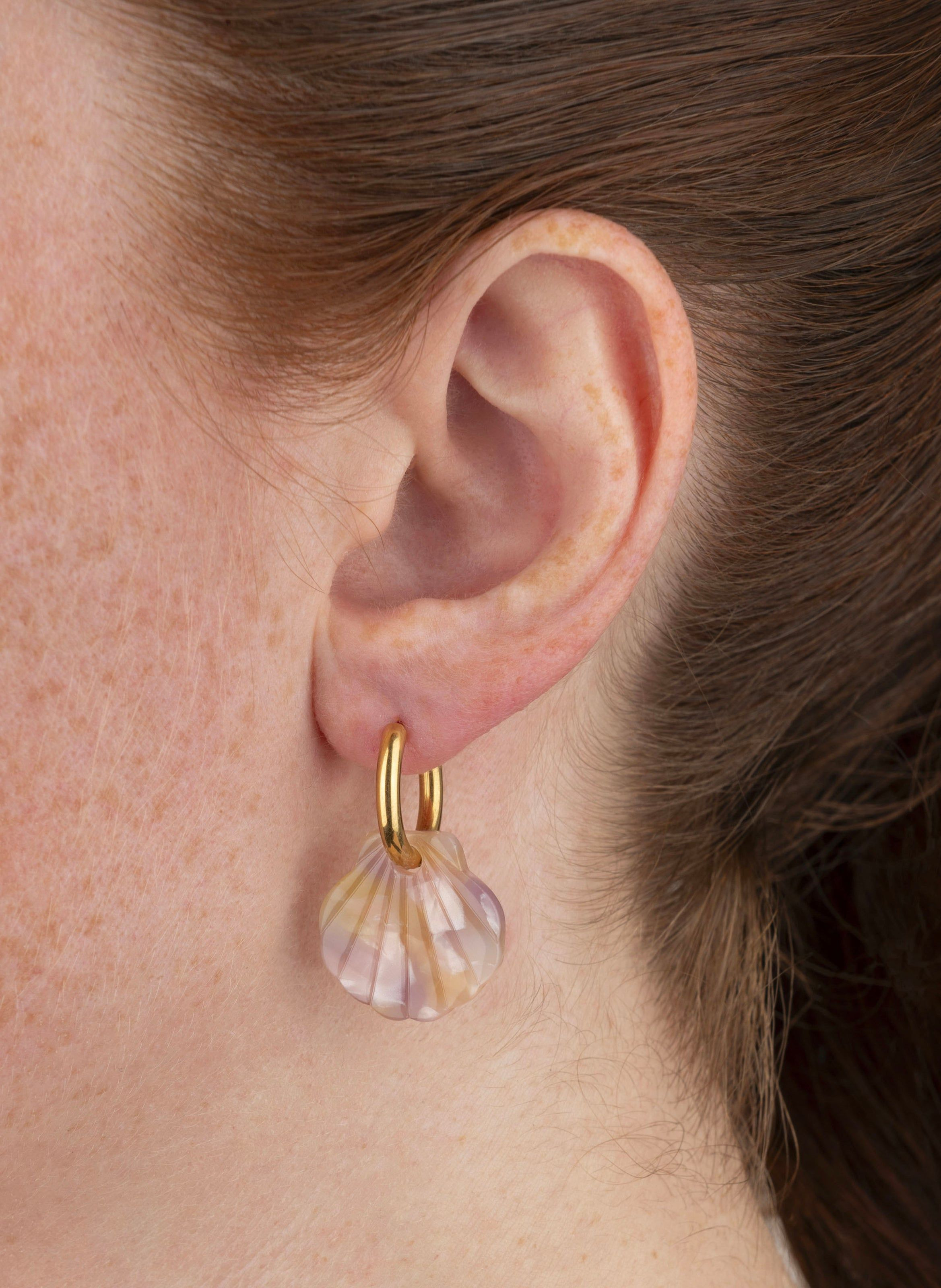 Boucles d'oreilles baby mermaid avec anneaux en acier inoxydable argenté | Rose KURAGE GINZA Montres et Bijoux