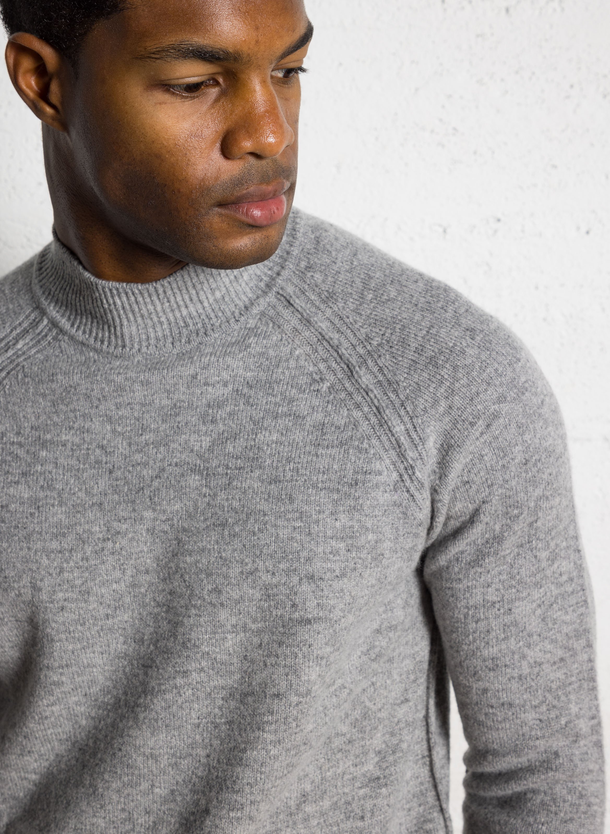 Pull droit en laine mélangée Gris