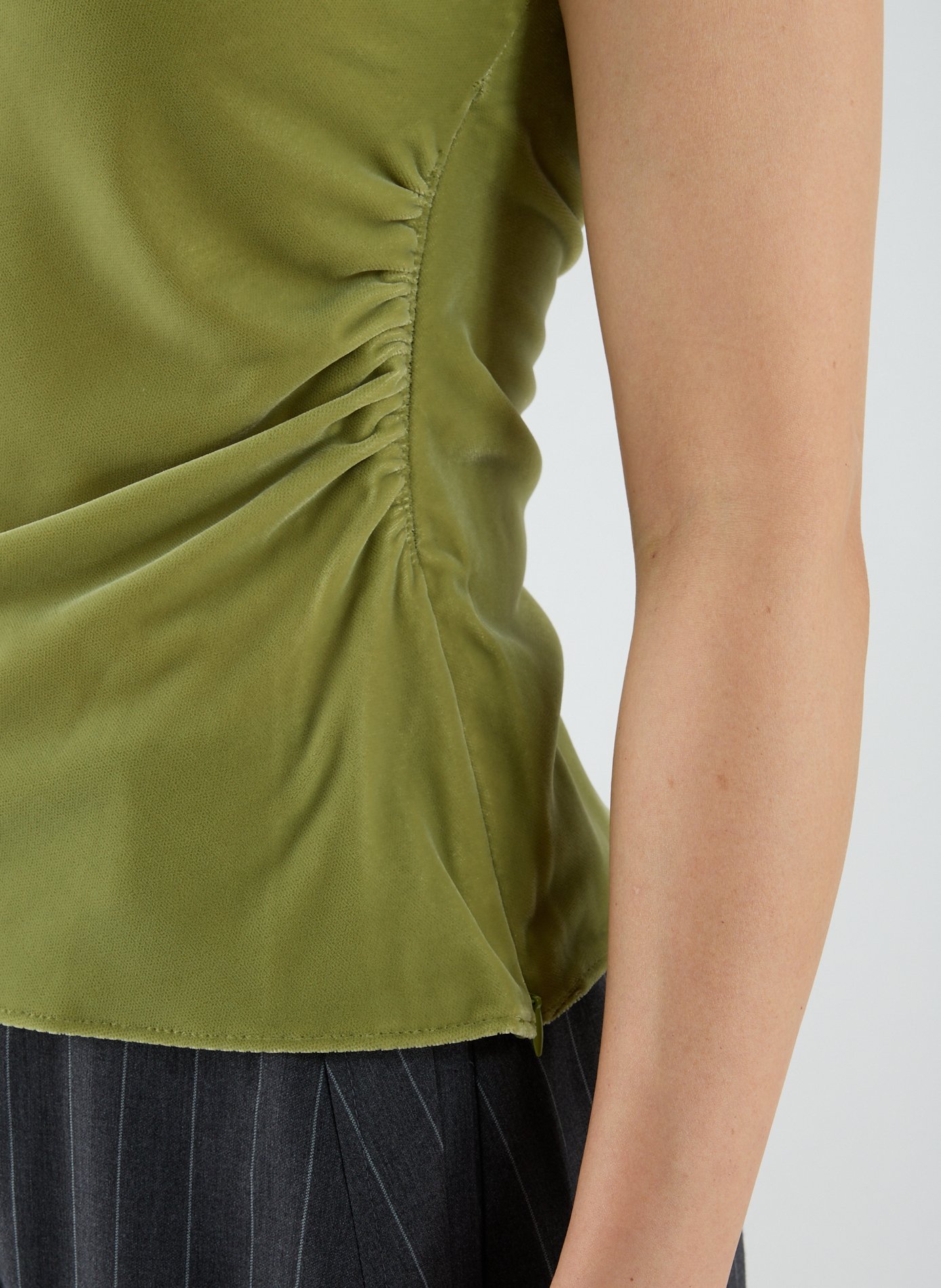 Top sans manches Tsnina en velours TOPSHOP Vert