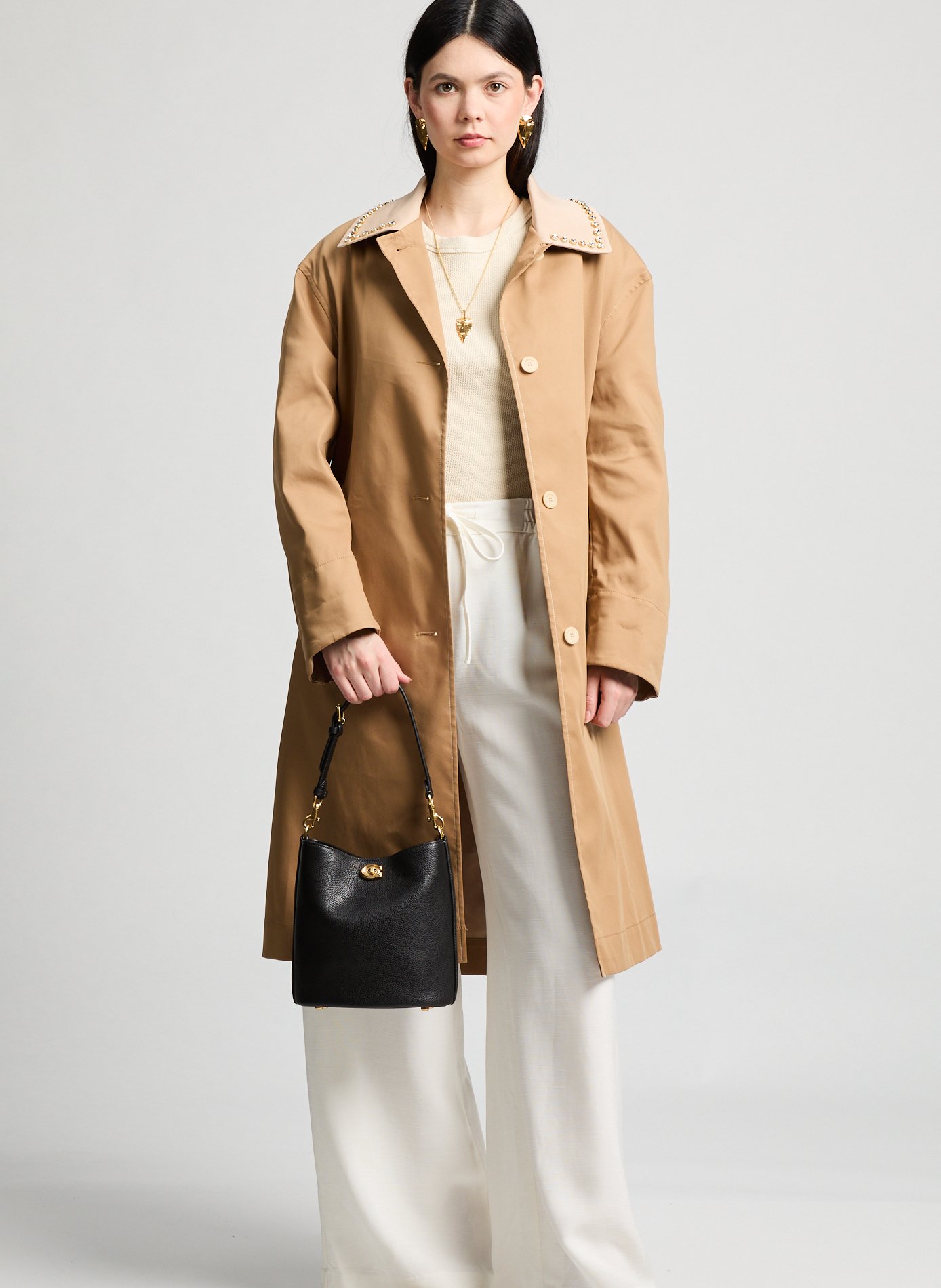 Sac seau Willow 19 en cuir COACH Noir