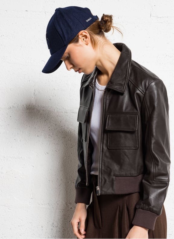 Veste courte en cuir utica Marron by BA&SH BA&SH Veste courte en cuir utica Marron