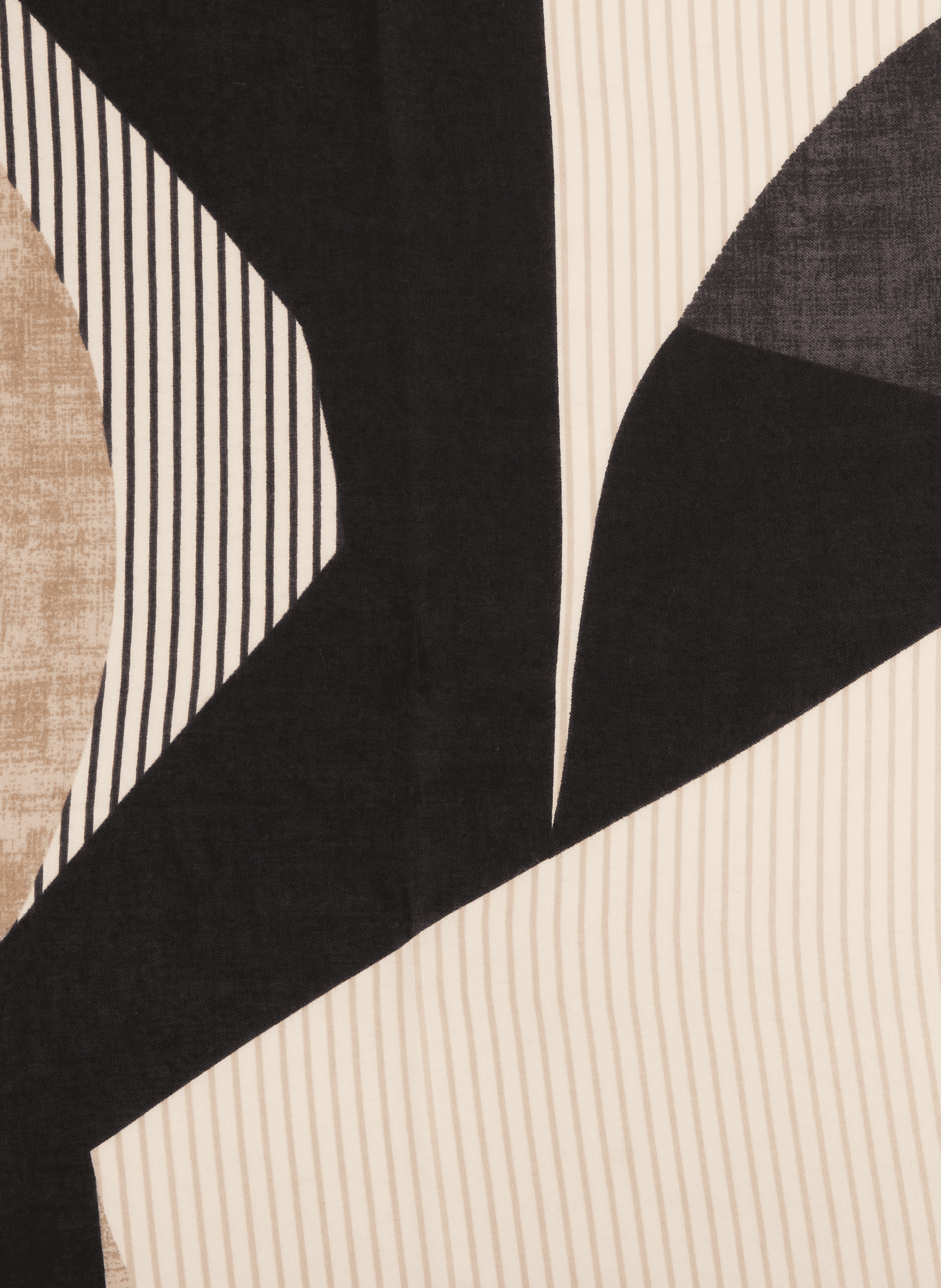 Scarf with pattern and fringes AU PRINTEMPS PARIS Black