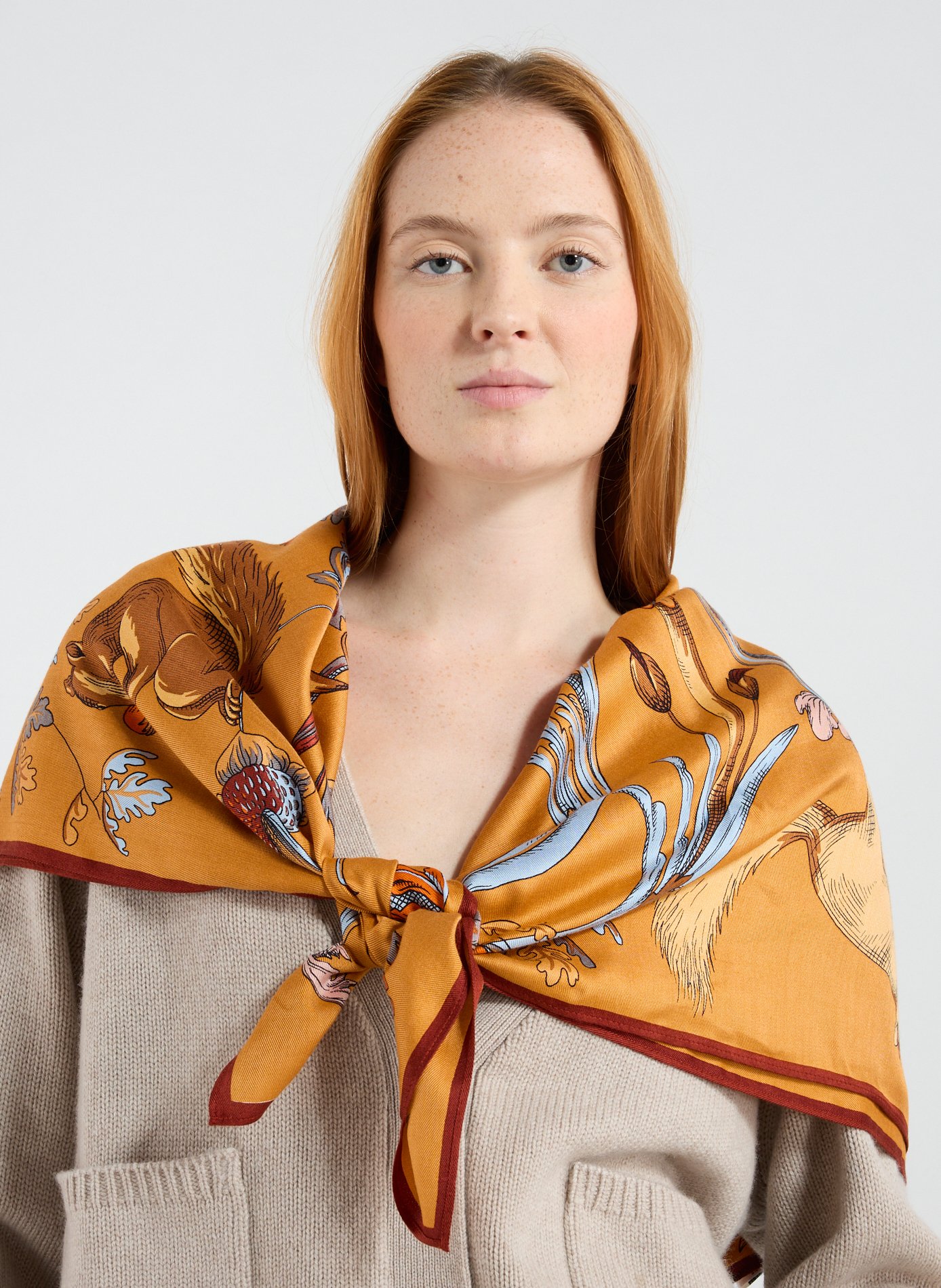 Foulard imprimé en laine INOUITOOSH Multicolore