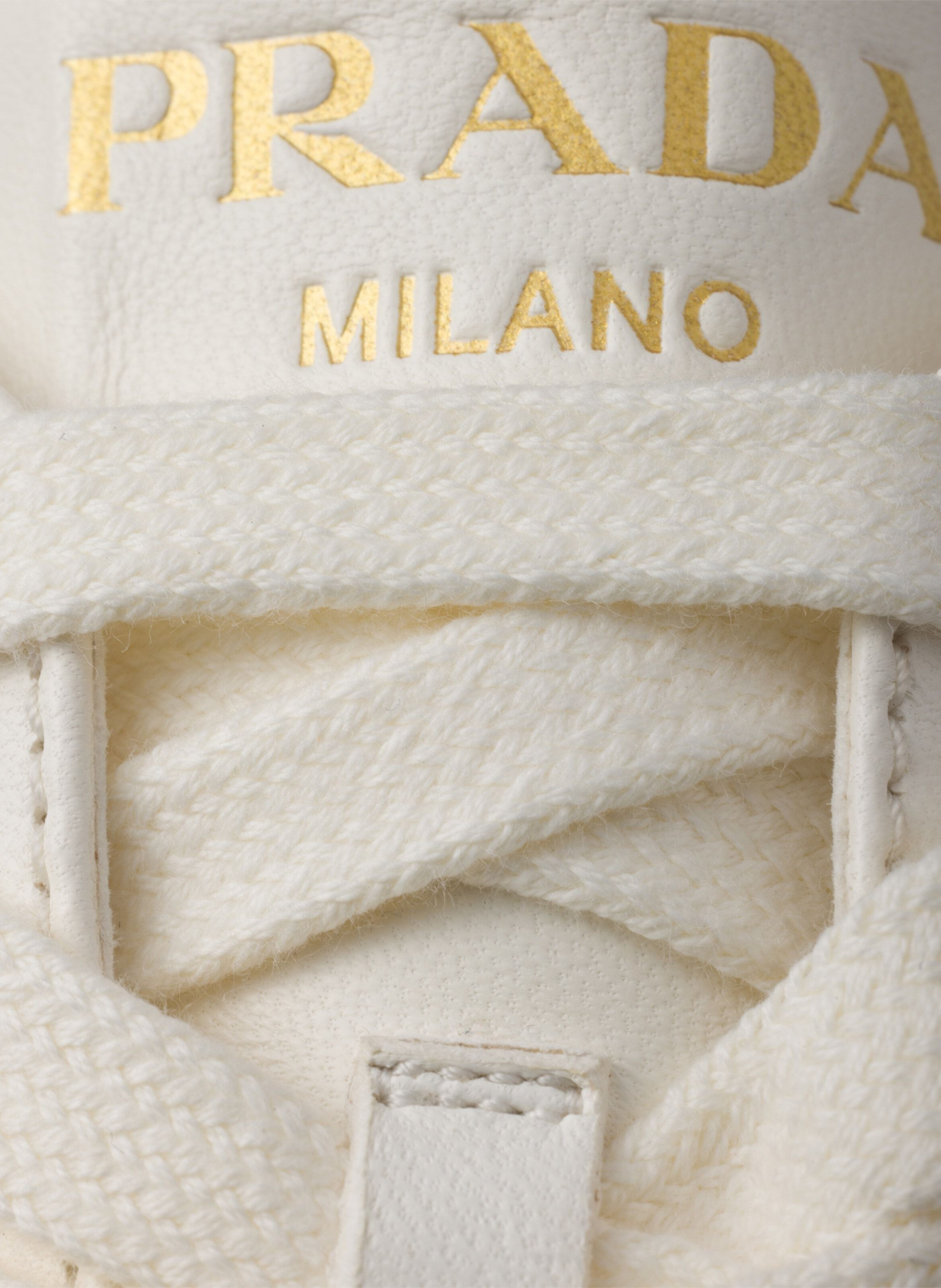 Sneakers downtown bold en cuir nappa et veau velou PRADA Marron