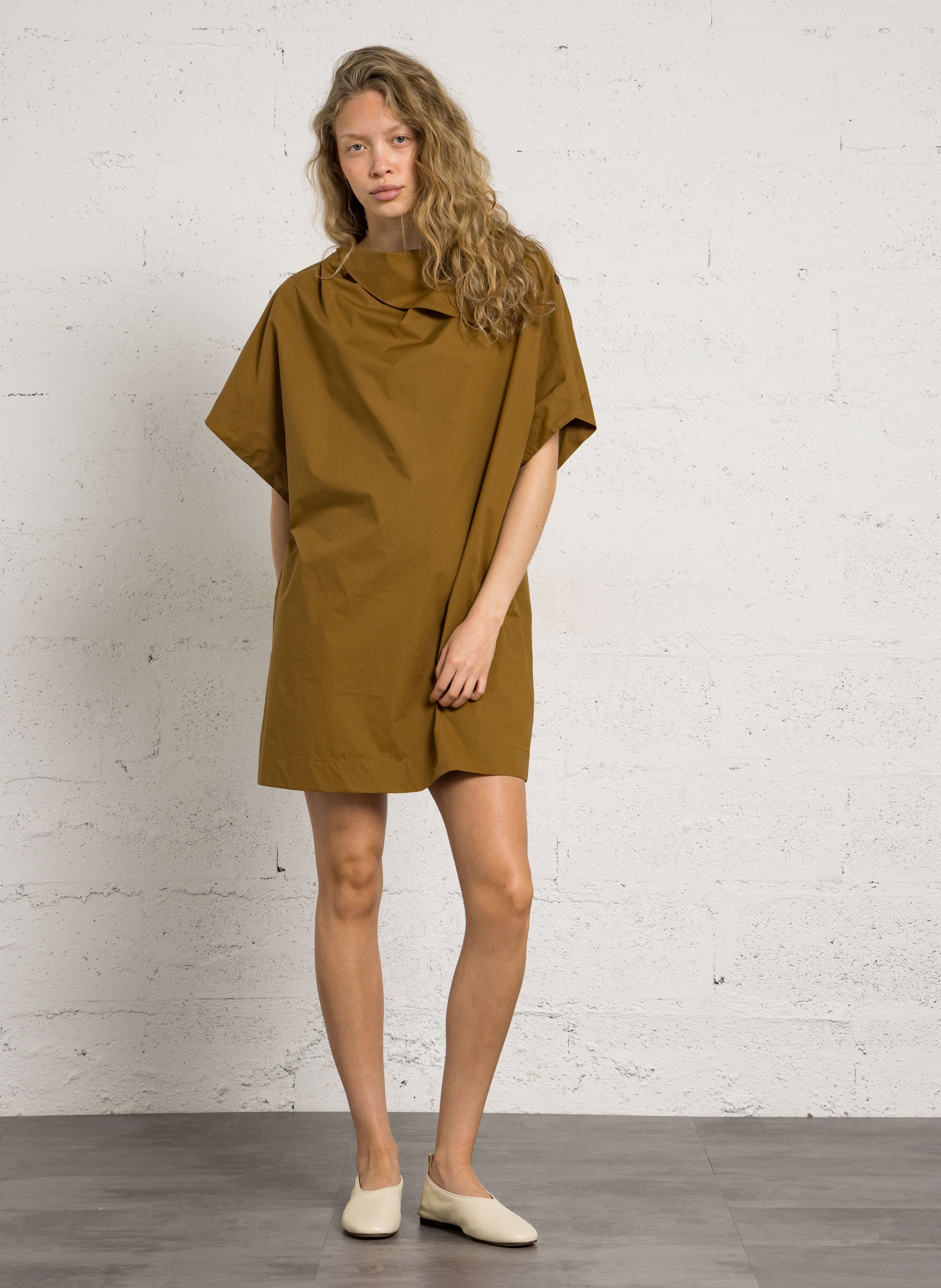 Robe courte col tombant en coton bio hattie SOEUR Marron