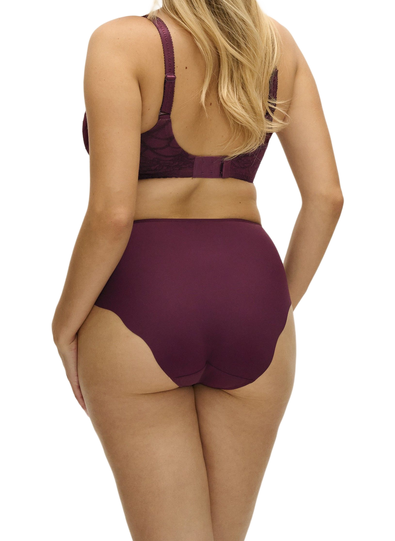 Lace thong FREYA Red