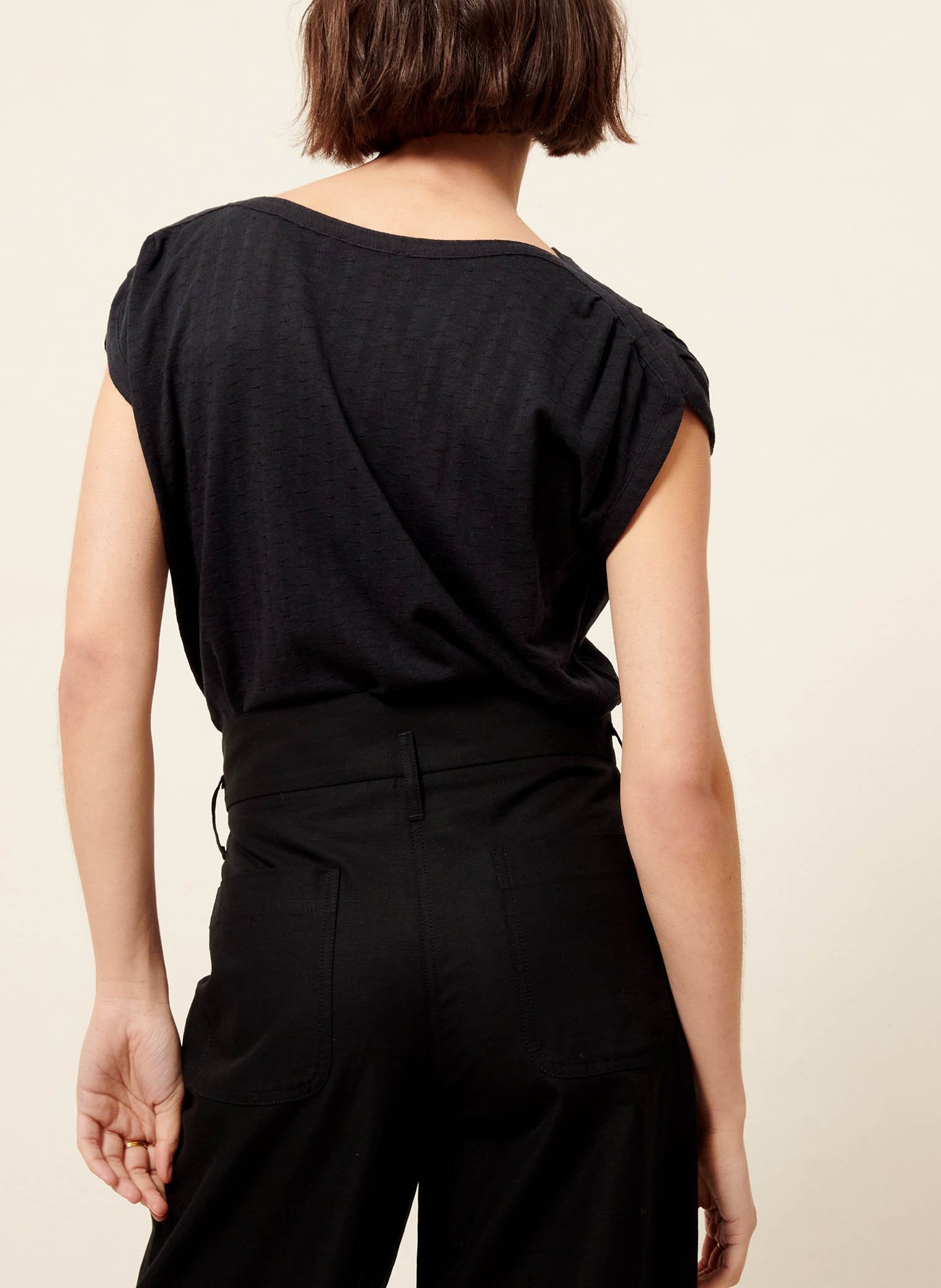 Tee-shirt ample à col rond sixtojacquard SESSUN Noir