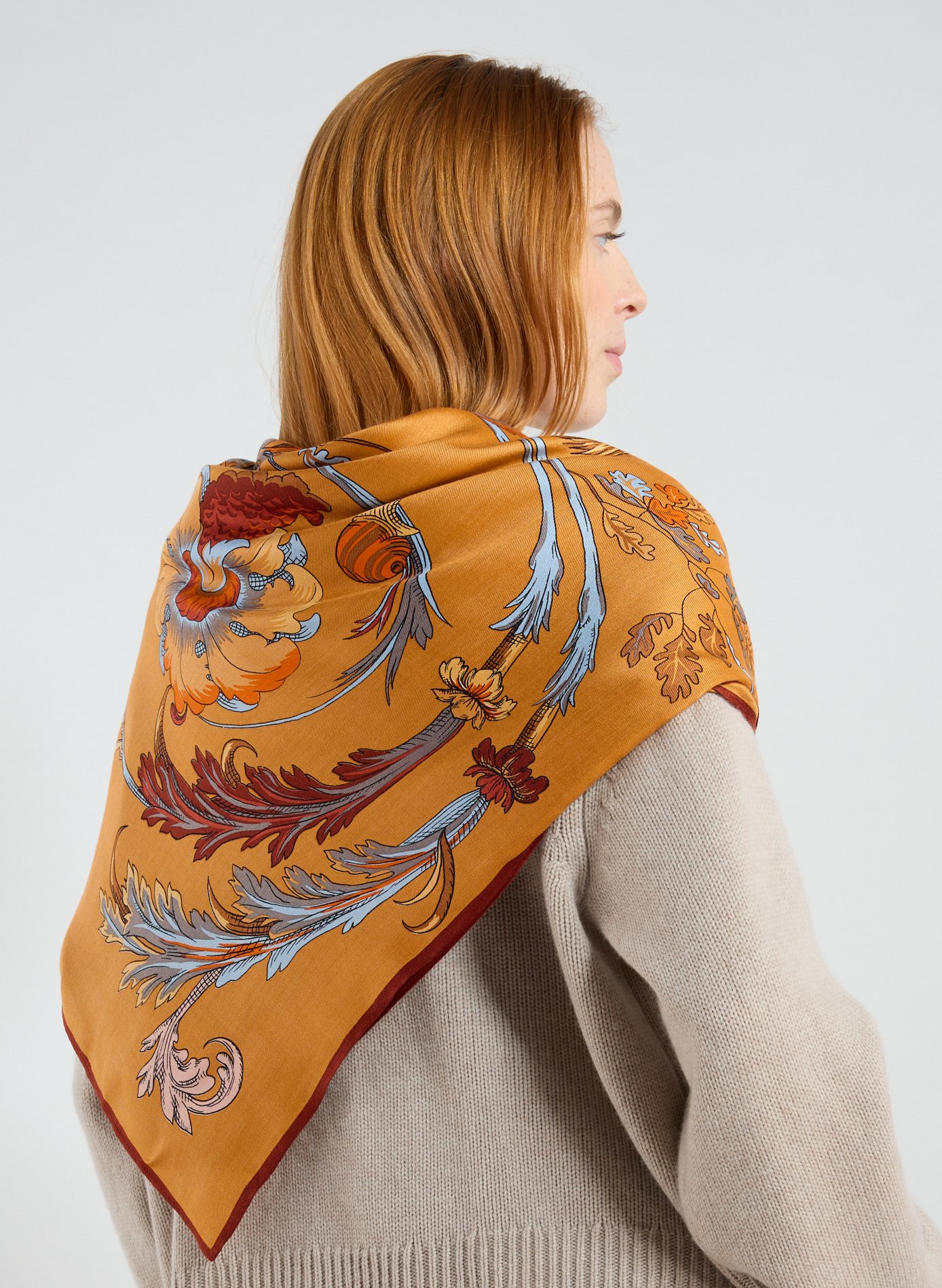 Foulard imprimé en laine INOUITOOSH Multicolore