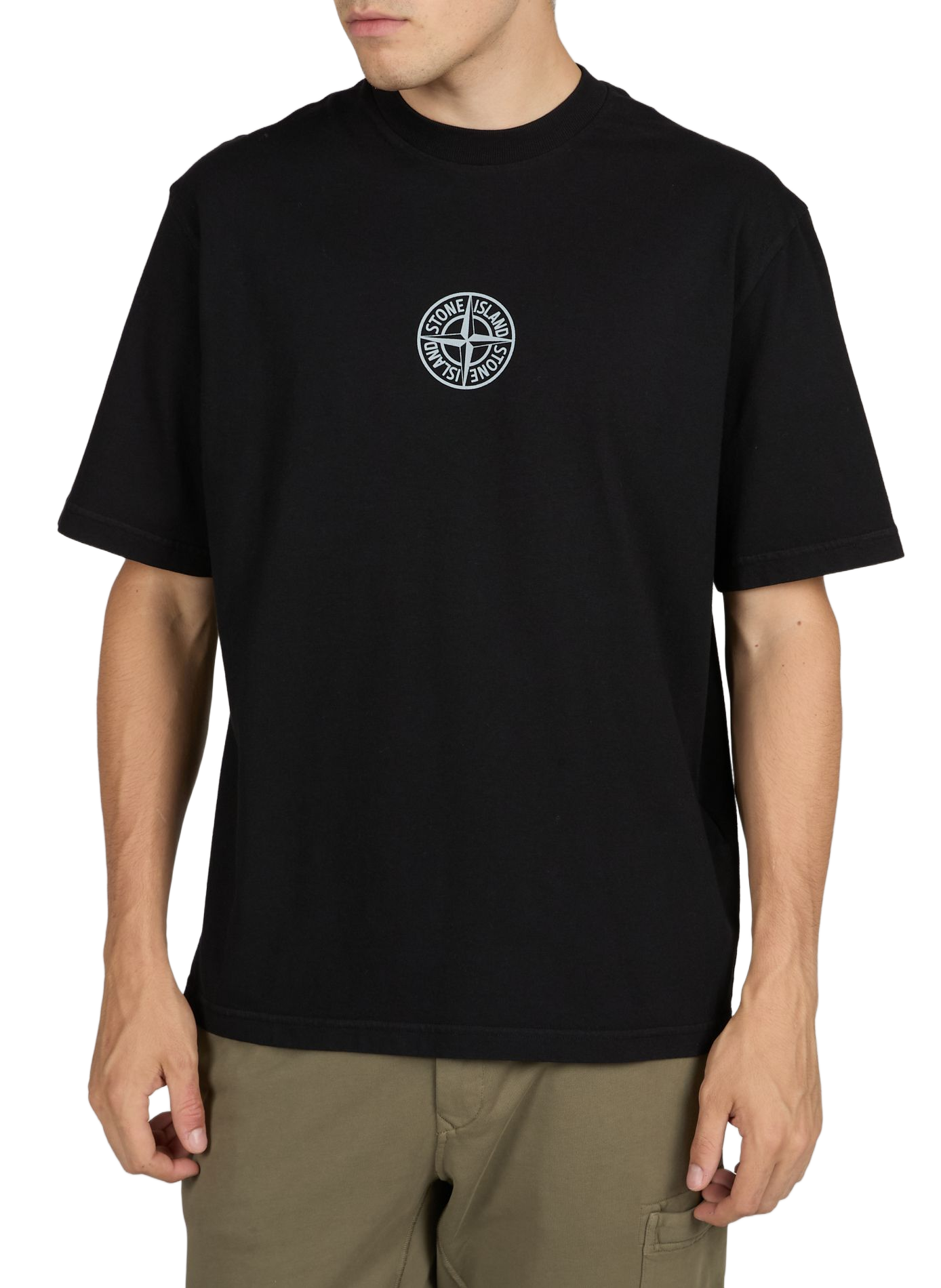 T-Shirt mit kurzen Ärmeln und Schriftzug auf der Rückseite aus Baumwolle. STONE ISLAND Schwarz