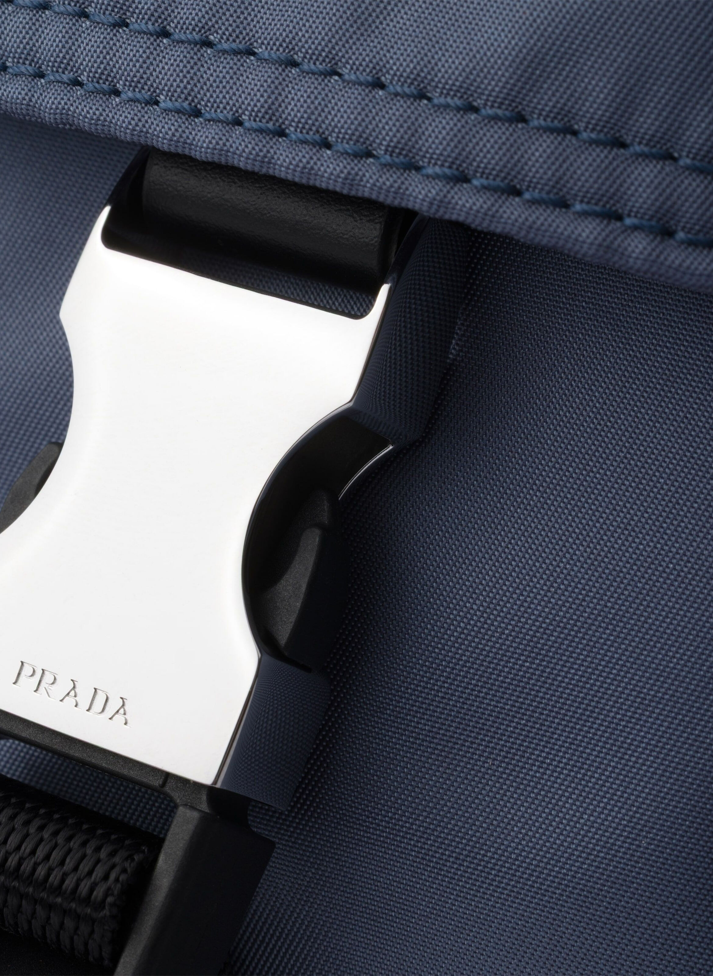 Sac à dos prada explore en re-nylon et cuir PRADA Bleu