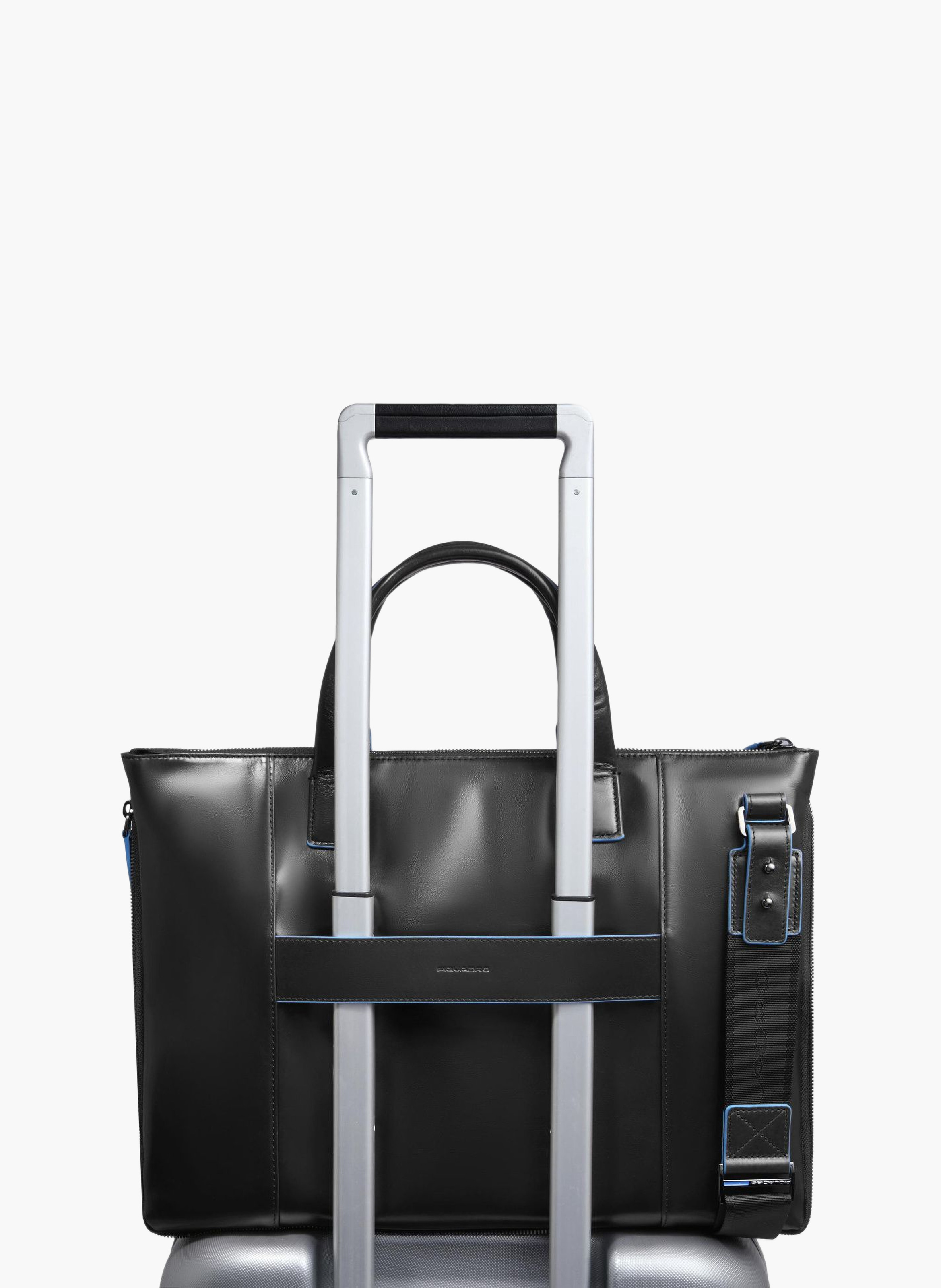 Sac fin pour ordinateur 15,6", extensible PIQUADRO Noir