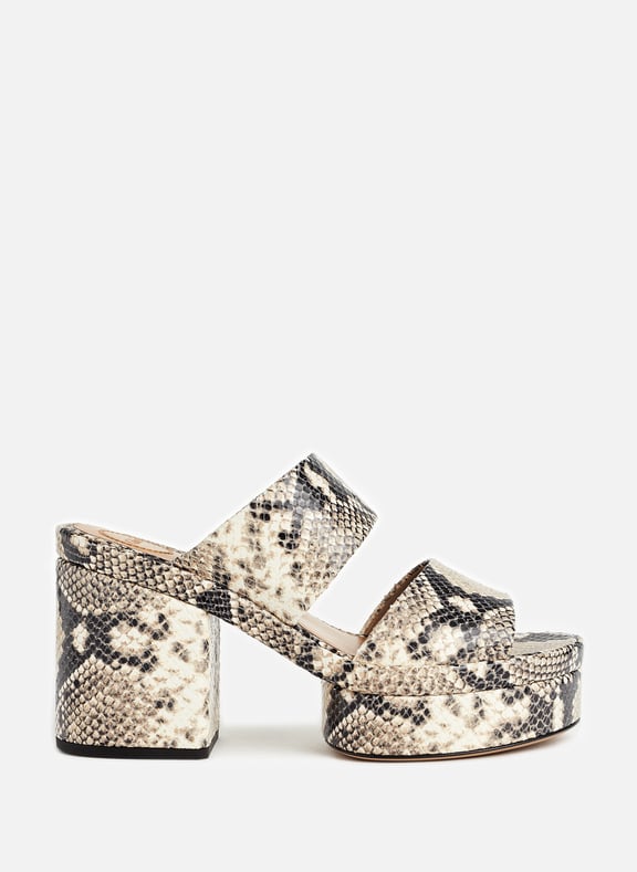 Mules en cuir embossé Beige by CHLOÉ CHLOÉ Mules en cuir embossé Beige