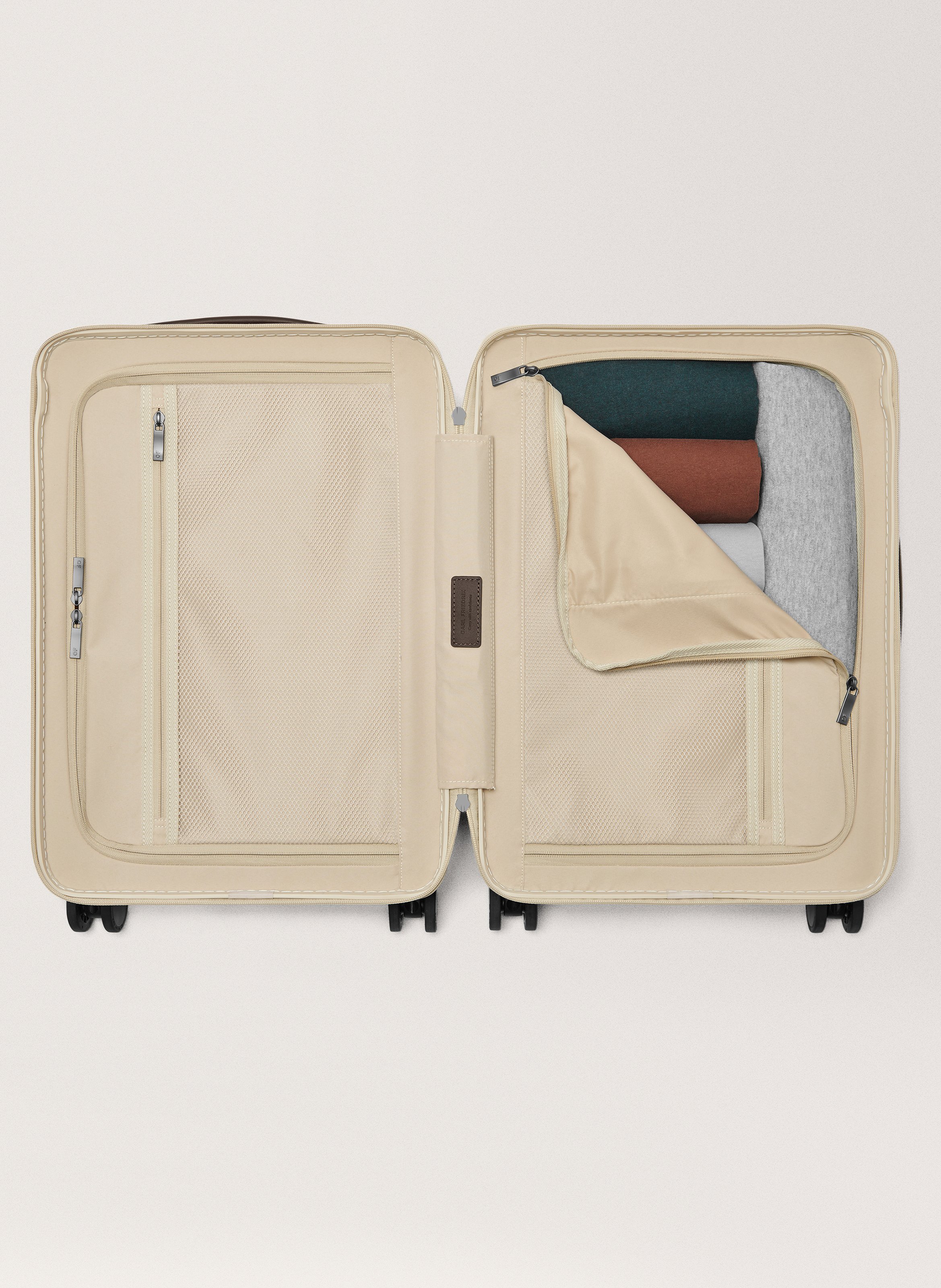 Valise 'the carry-on' en polycarbonate à fermeture zippée CARL FRIEDRIK Beige