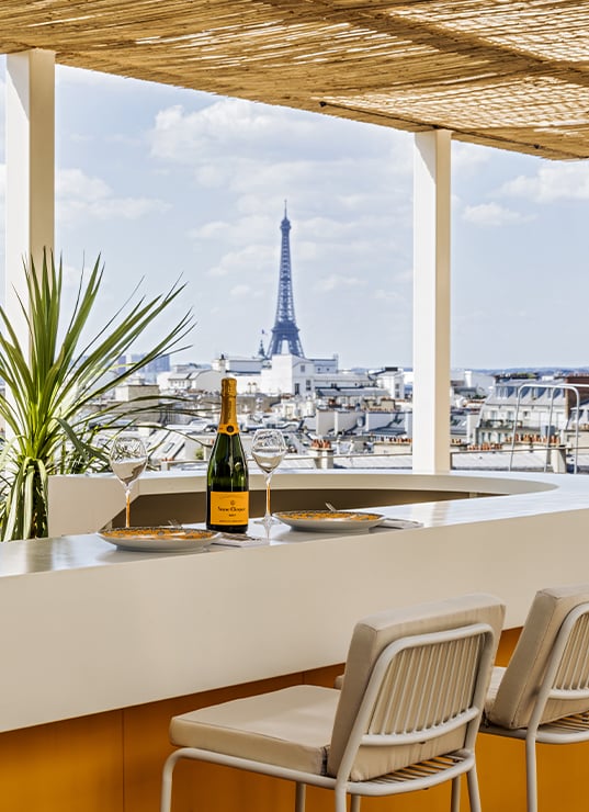 LE PICNIC BY VEUVE CLICQUOT SUR LE ROOFTOP DU PRINTEMPS HAUSSMANN LE PICNIC BY VEUVE CLICQUOT SUR LE ROOFTOP DU PRINTEMPS HAUSSMANN