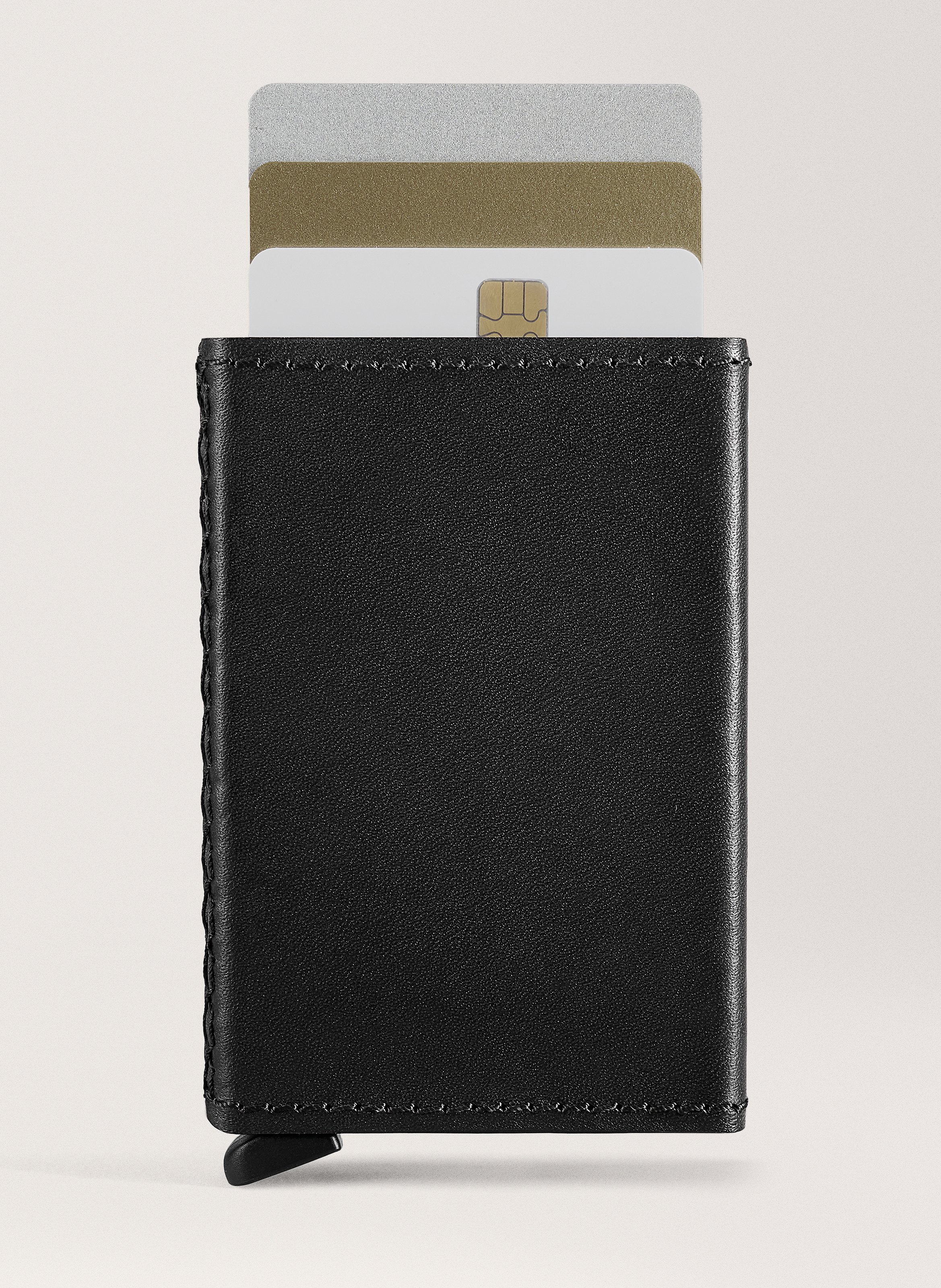 Porte-cartes 'The Cardprotector' en cuir vachetta CARL FRIEDRIK Noir