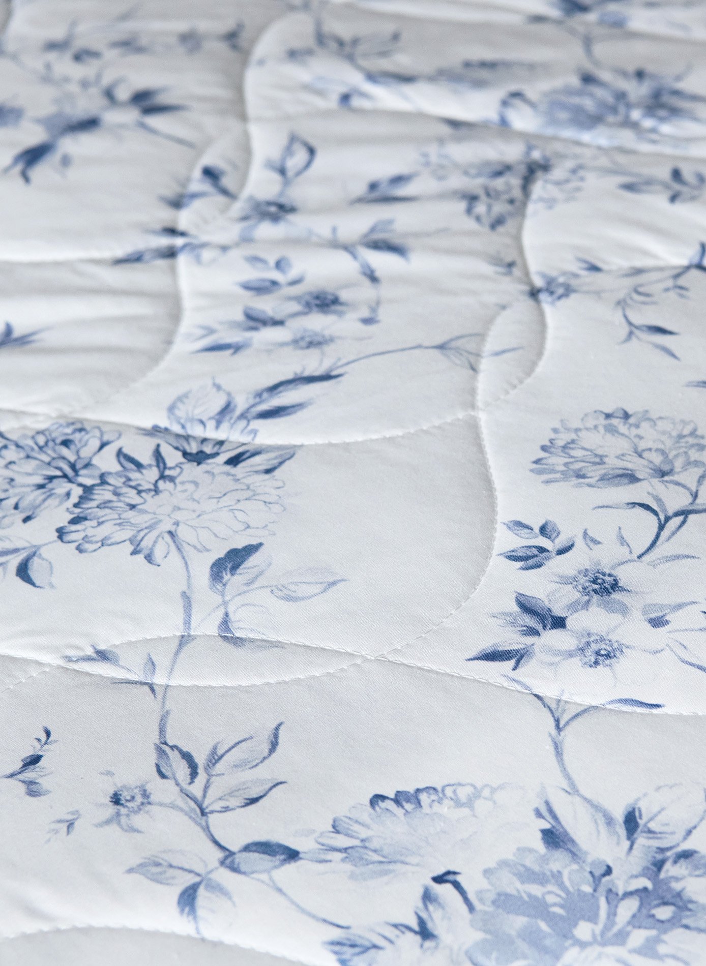 JETE DE LIT Malacca ANNE DE SOLENE Bleu