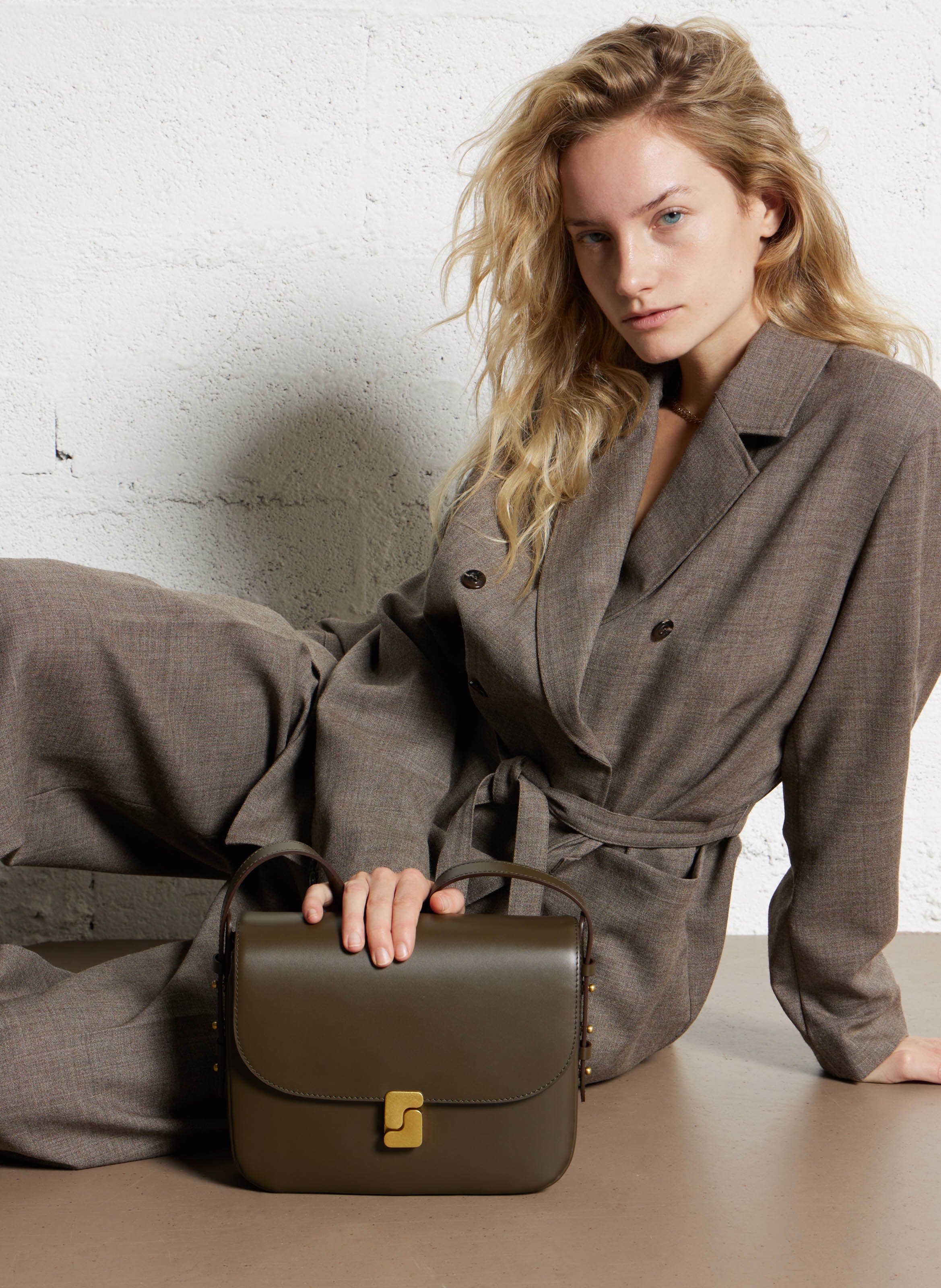 Sac bandoulière en cuir bellissima maxi SOEUR Kaki