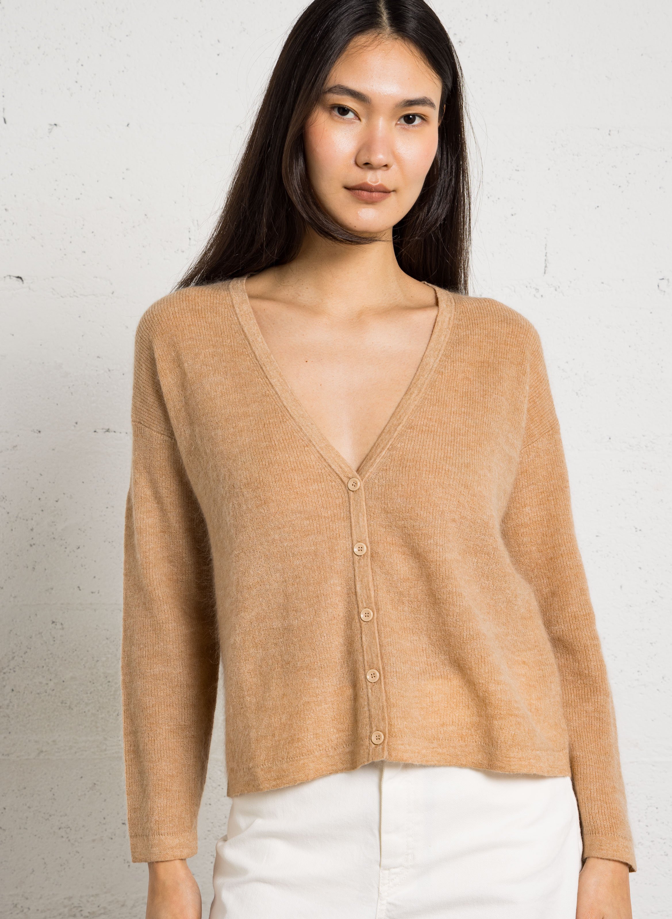 Gilet droit col v en maille paolo MAISON 123 Beige