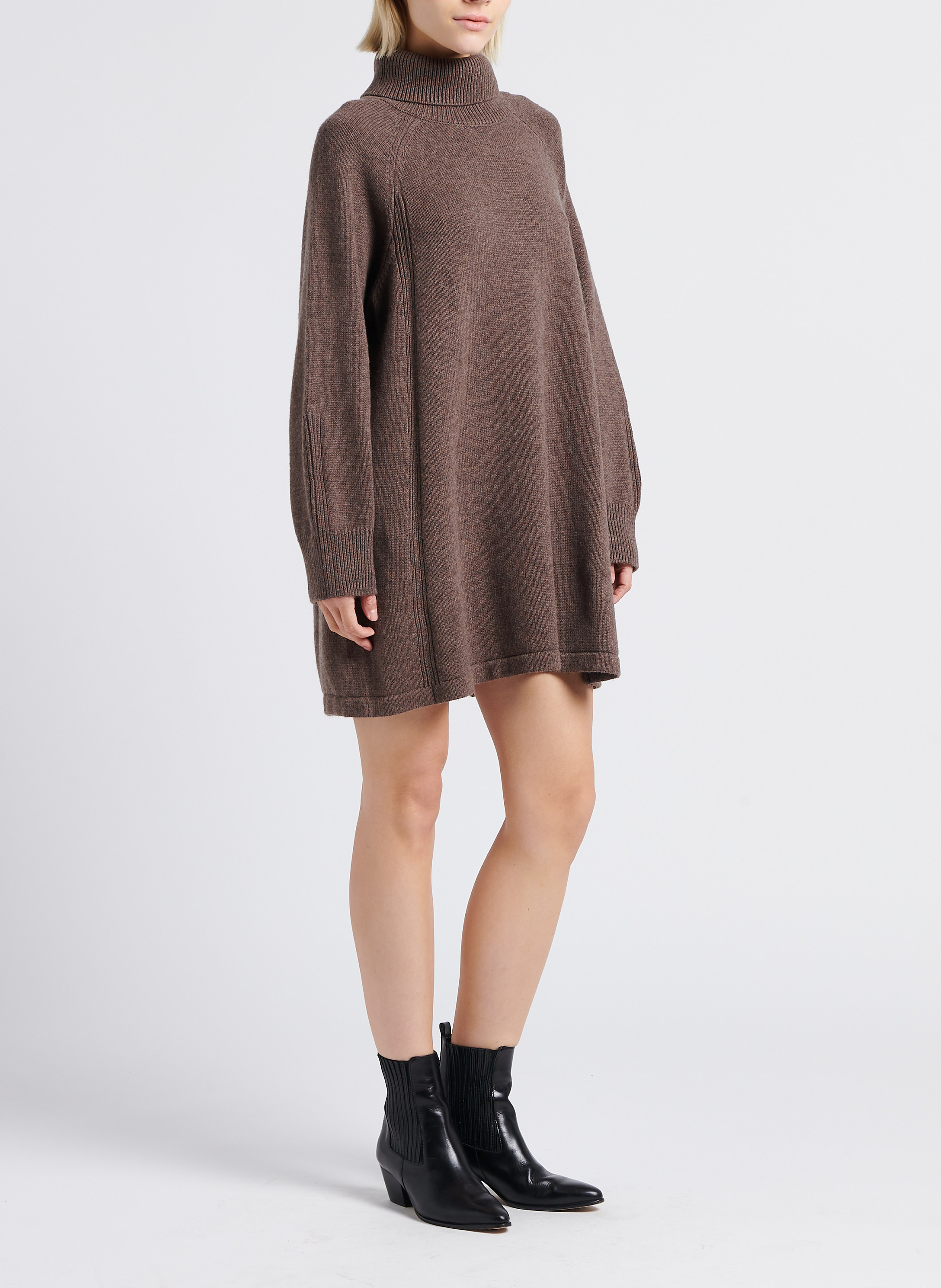 Robe courte col roulé en laine et coton medee Marron