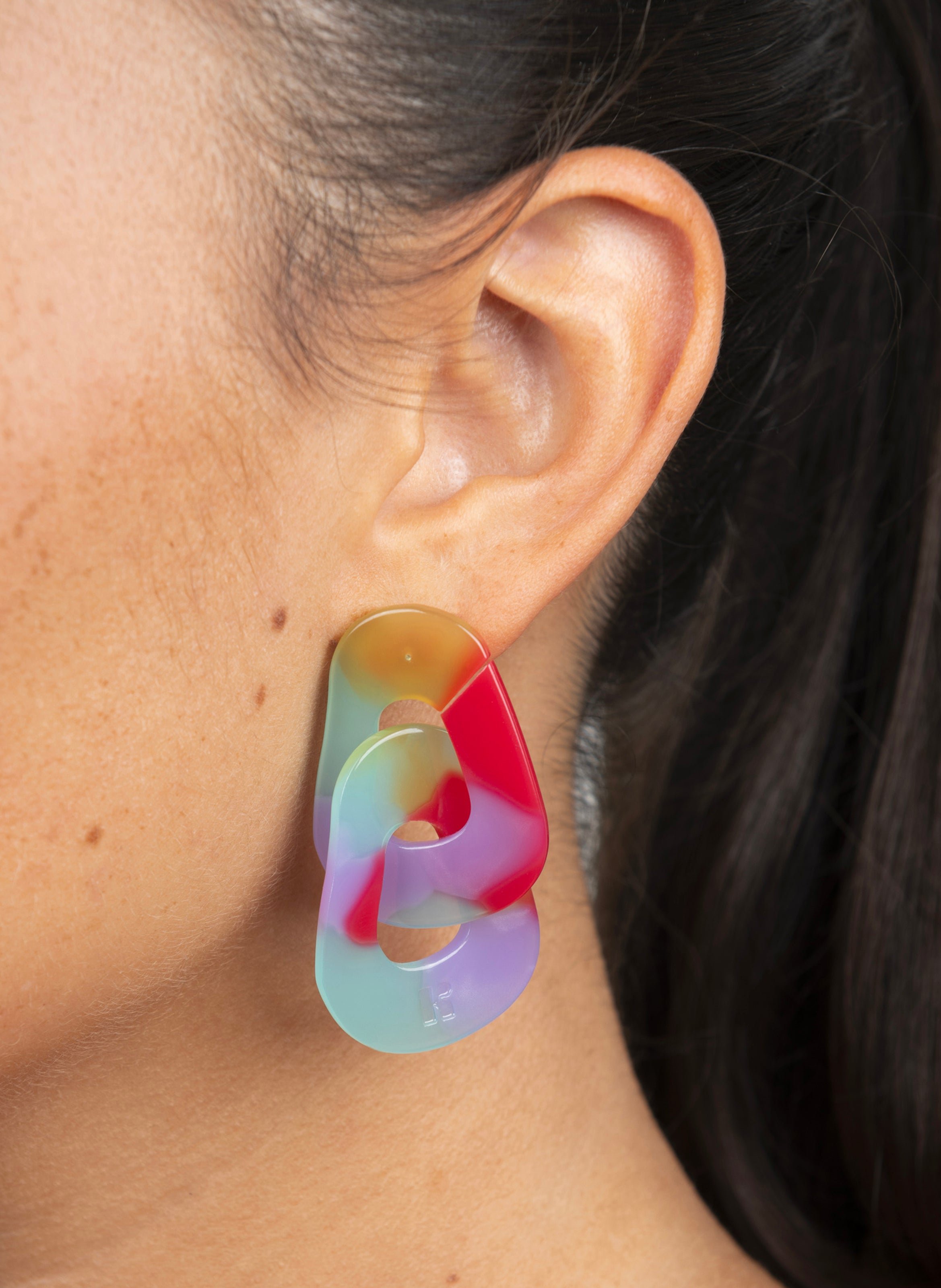 Boucles d'oreilles maillons en acétate de cellulose KURAGE GINZA Multicolore