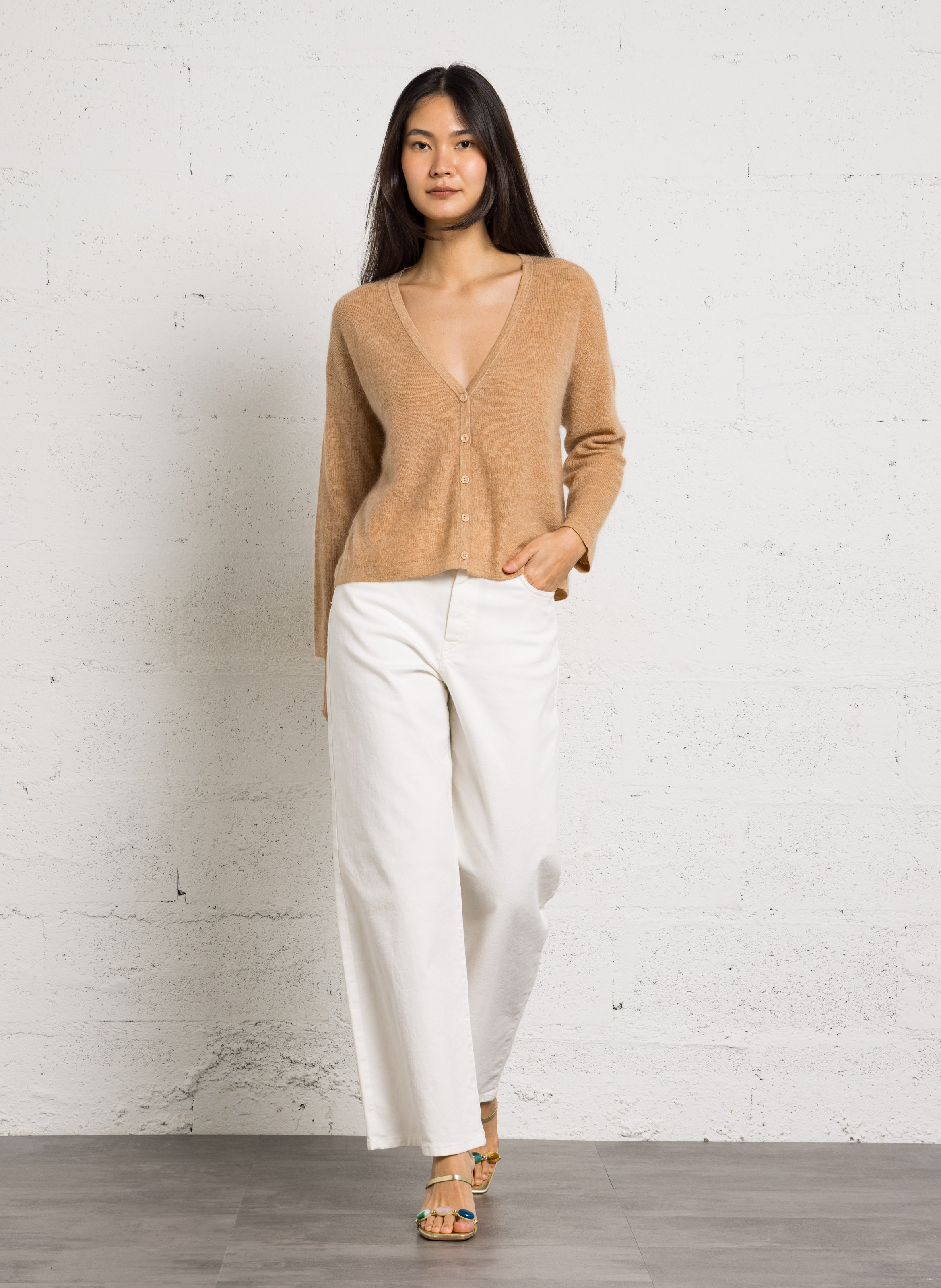 Gilet droit col v en maille paolo MAISON 123 Beige