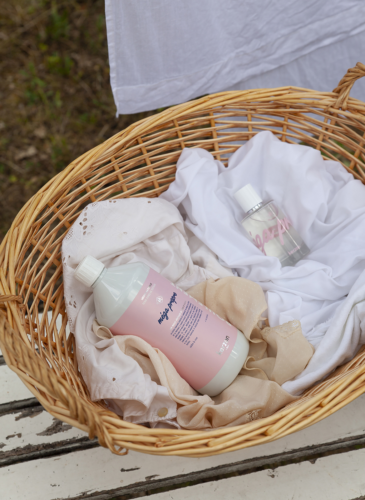 Mega Clean - Perfumed Mist KERZON No color