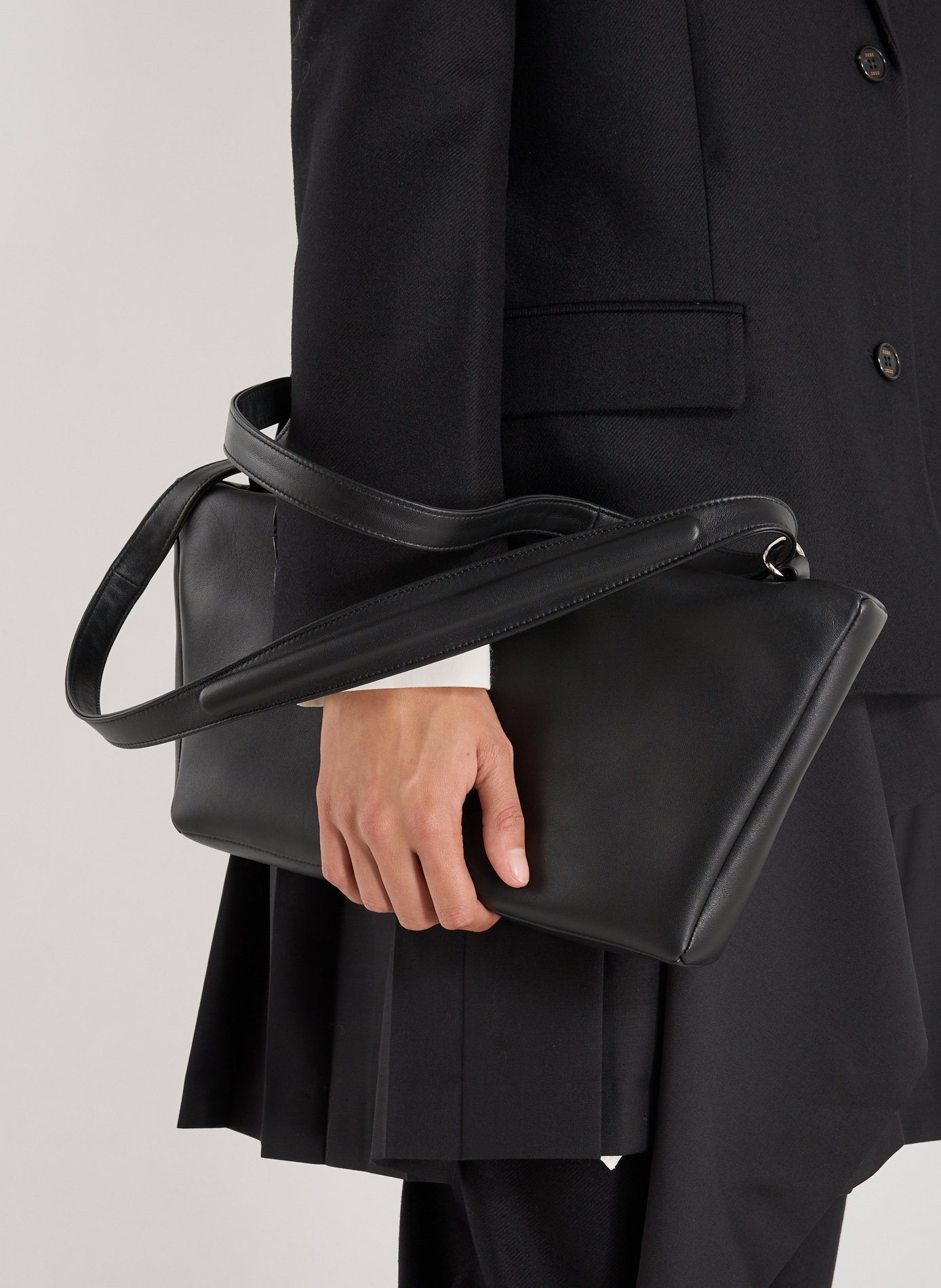 Leather shoulder bag RODO Black