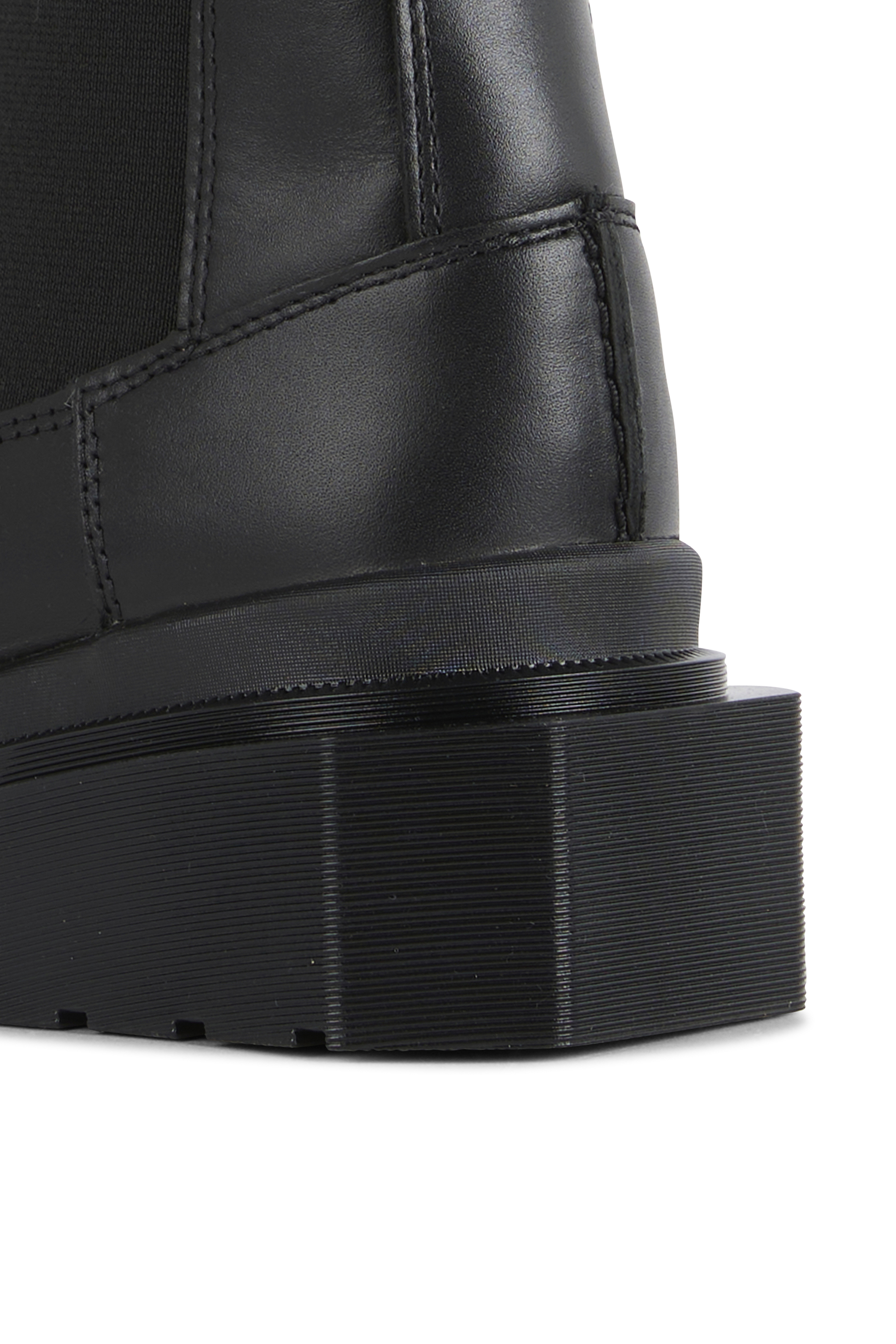 Bottines maybole chelsea black wanama DR. MARTENS Noir