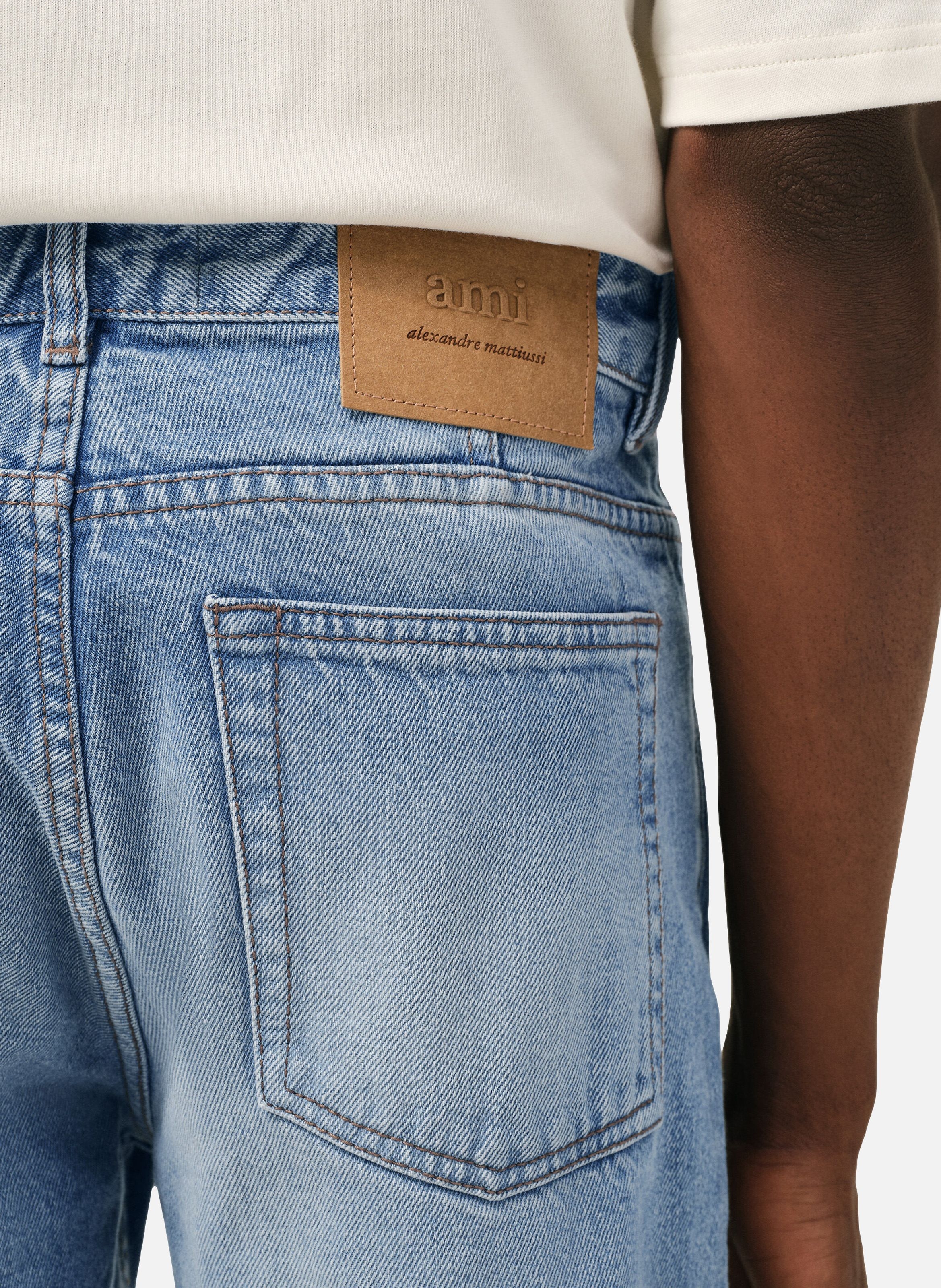 Jean Coupe Classique AMI PARIS Bleu